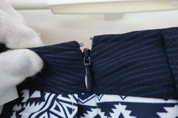 【美品】Callaway(キャロウェイ) スカート 白紺柄 レディース M 241-8225301 ゴルフウェア 2210-0011 中古