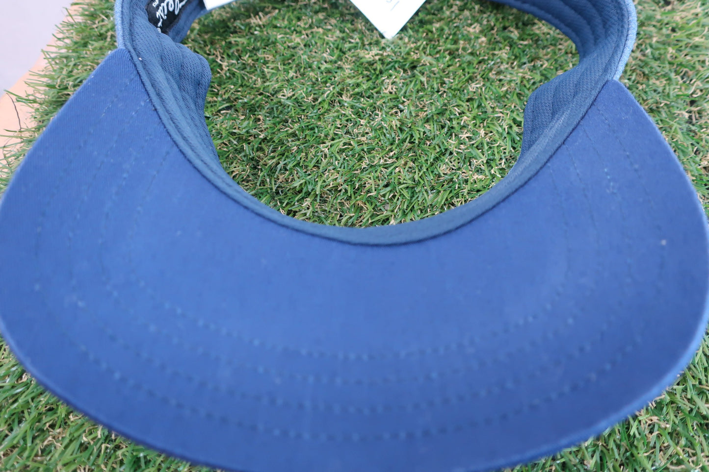 【美品】Titleist(タイトリスト) サンバイザー 紺 メンズ フリーサイズ ゴルフ用品 2211-0031 中古