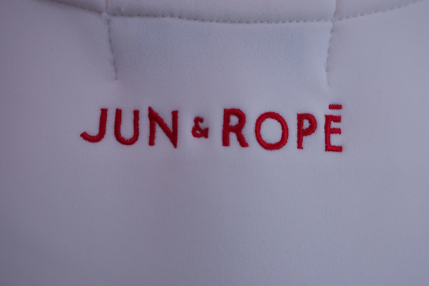 【超美品】Jun and Rope(ジュン アンド ロペ) モックネックシャツ 赤系 レディース S ゴルフ用品 2404-0948 中古
