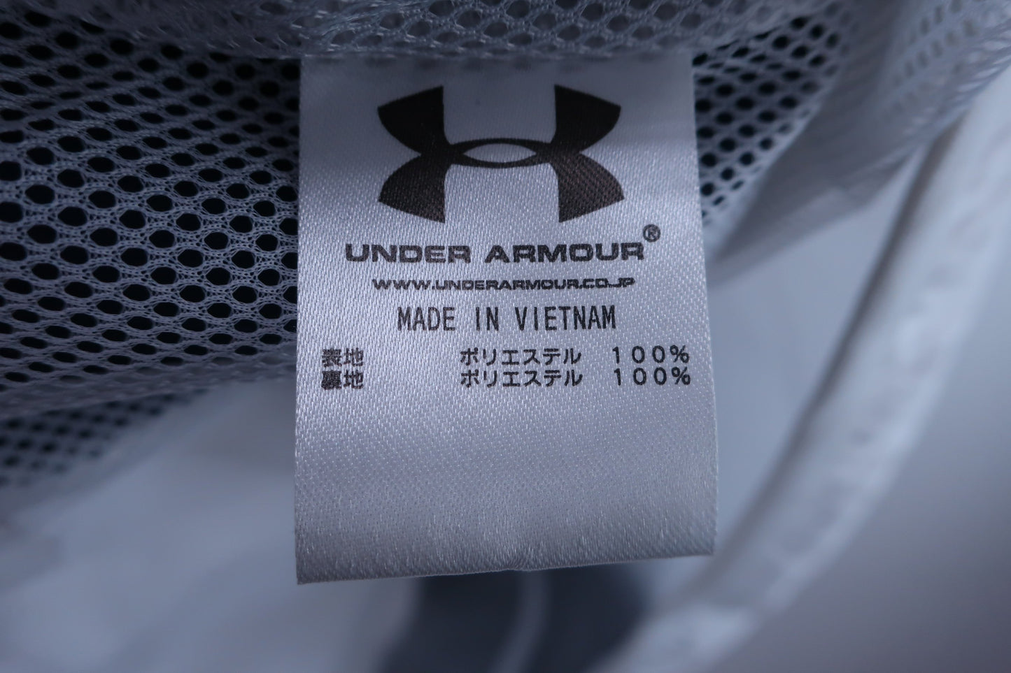 【美品】UNDER ARMOUR(アンダーアーマー) プルオーバー 白 レディース SM ゴルフ用品 2405-0250 中古