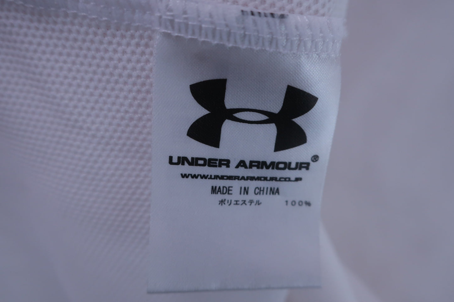 【美品】UNDER ARMOUR(アンダーアーマー) ポロシャツ 白 レディース SM ゴルフ用品 2408-0101 中古