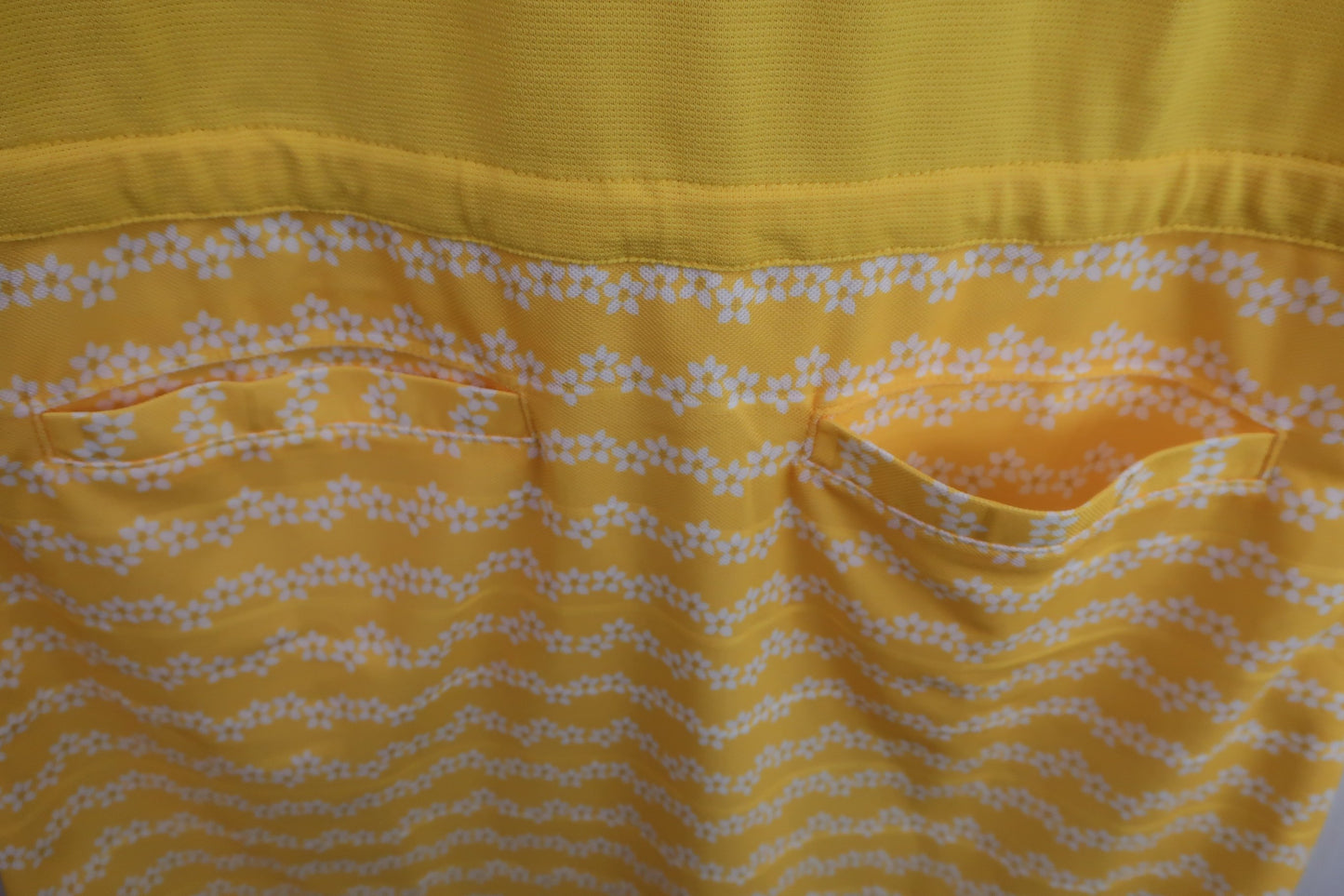 【美品】Callaway(キャロウェイ) ポロシャツワンピース 黄 レディース L 241-8113803 ゴルフウェア 2312-0223 中古