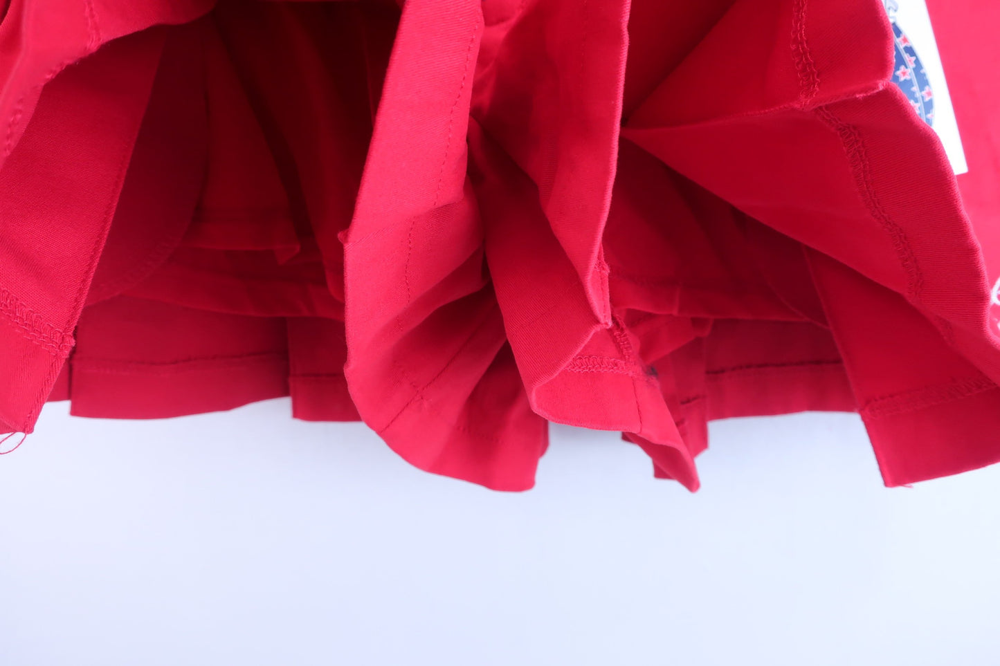 【未使用品】KISS ON THE GREEN(キスオンザグリーン) ストレッチボックスプリーツスカート 赤 レディース M ゴルフ用品 2404-0412 新品