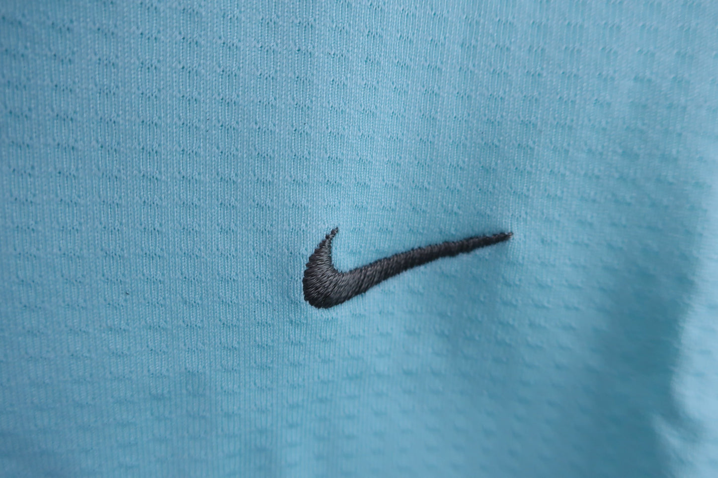 【美品】NIKE GOLF(ナイキゴルフ) ポロシャツ 水色 レディース M ゴルフ用品 2404-0516 中古