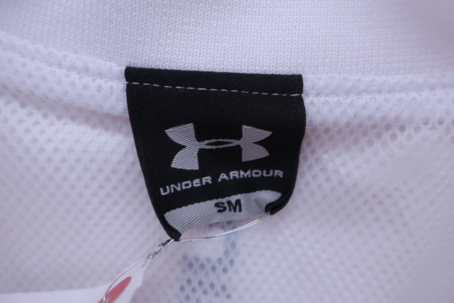 UNDER ARMOUR(アンダーアーマー) プルオーバー 白 レディース SM A