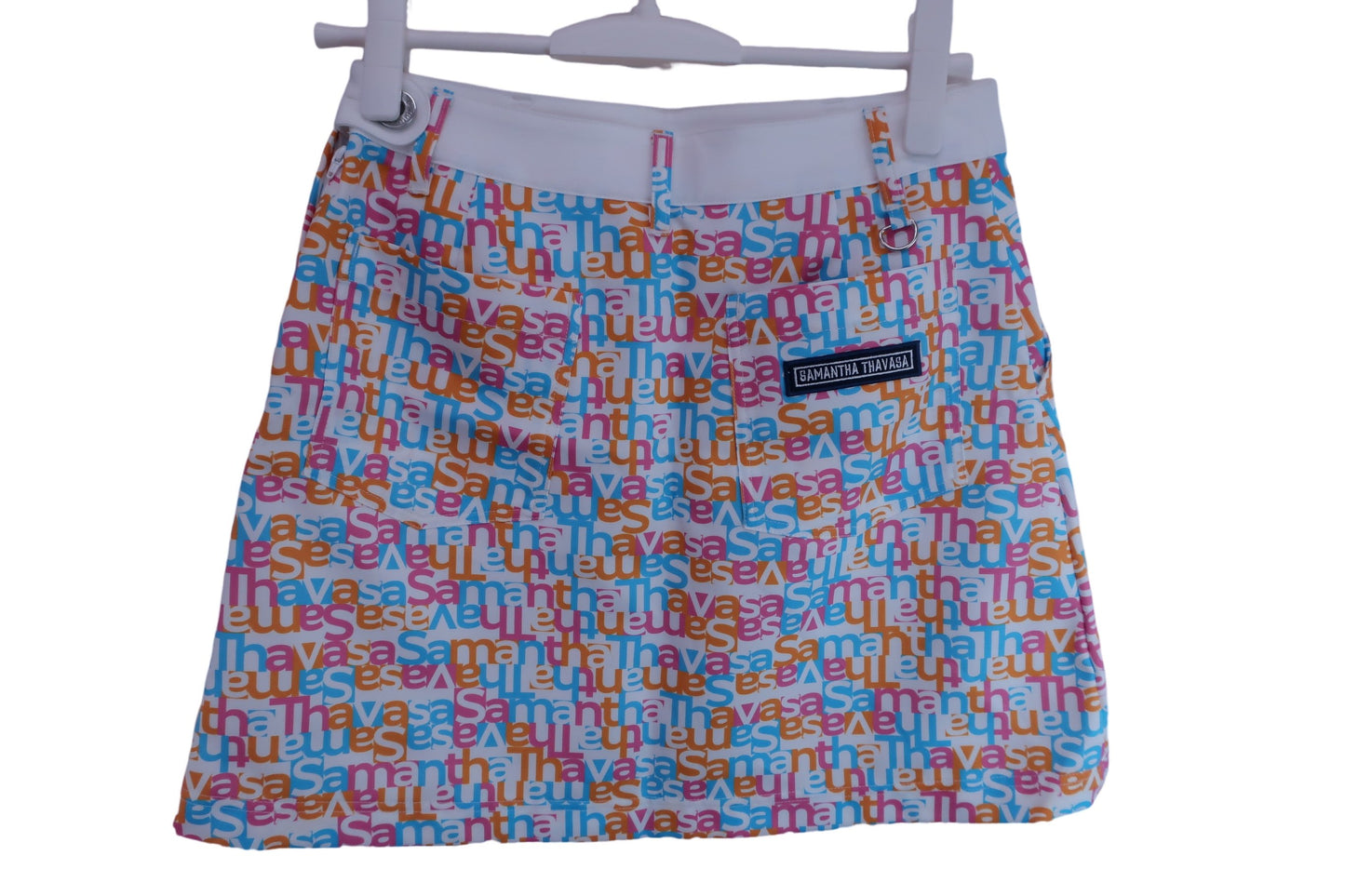 【未使用品】Samantha Thavasa(サマンサタバサ) スカート カラフルロゴ柄 レディース M 0077-2212200021 ゴルフ用品 2405-0328 新品