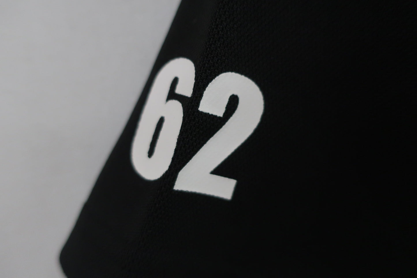 【美品】Cuarto UNITED(クアルトユナイテッド) ポロシャツ 黒 レディース M ゴルフ用品 2406-0247 中古