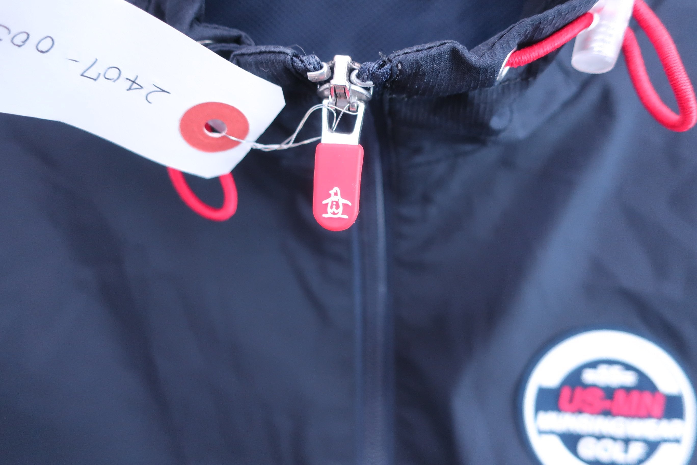 Munsingwear(マンシングウェア) ウィンドブレーカー ネイビー