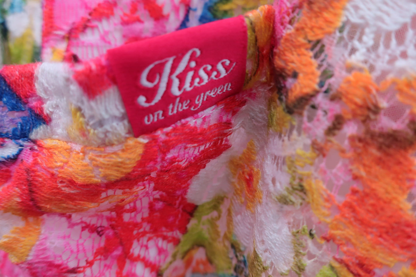 【美品】KISS ON THE GREEN(キスオンザグリーン) ワンピース 花柄 レディース 2 ゴルフ用品 2408-0153 中古
