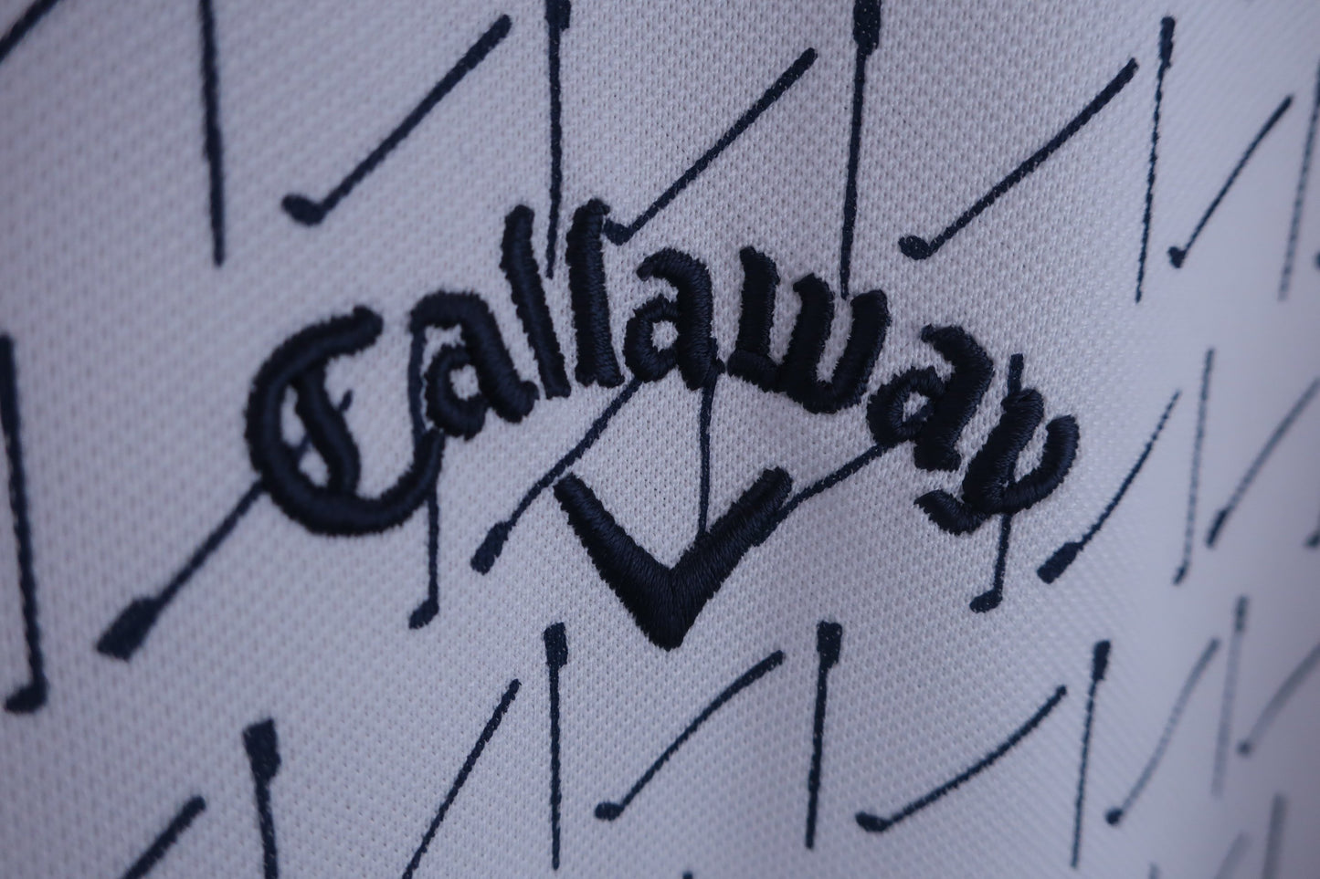 【美品】Callaway(キャロウェイ) ポロシャツ 白ネイビークラブ柄 メンズ M 241-0134414 ゴルフ用品 2408-0380 中古