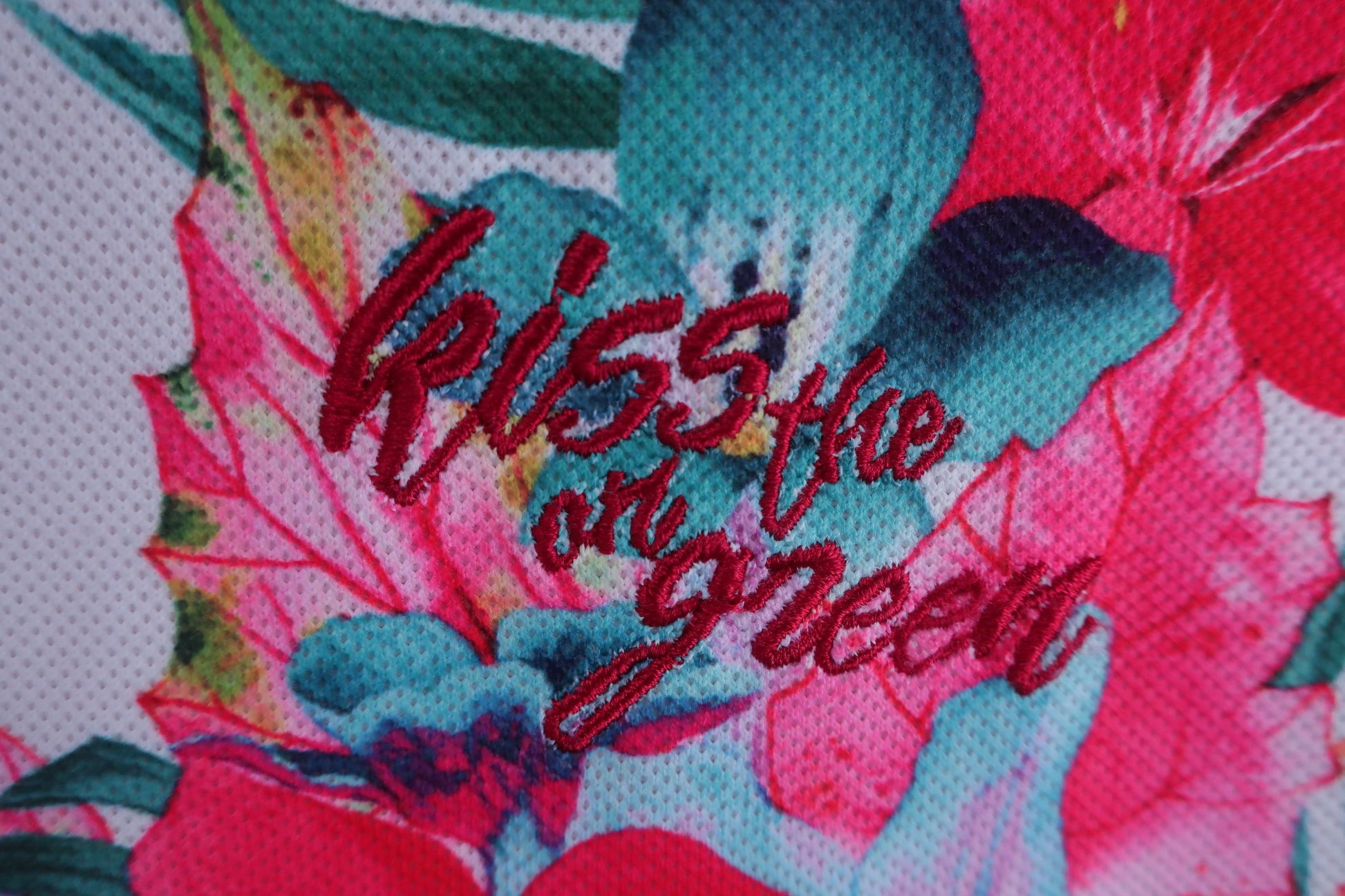 KISS ON THE GREEN(キスオンザグリーン) ワンピース 赤花柄 レディース 2 A-2