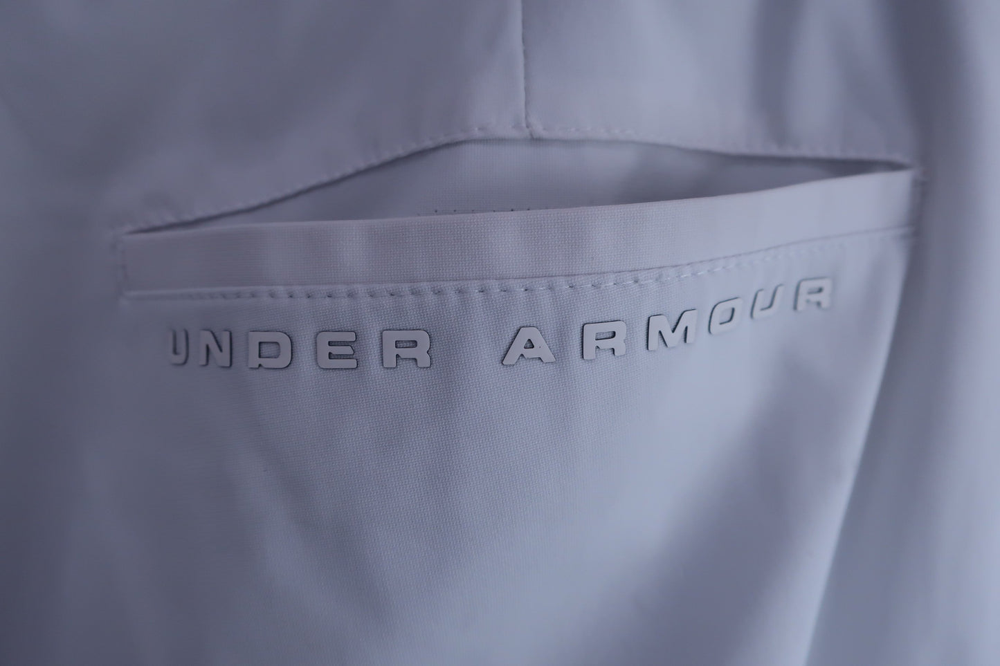 UNDER ARMOUR(アンダーアーマー) パンツ 白 メンズ 38 /30 B-5