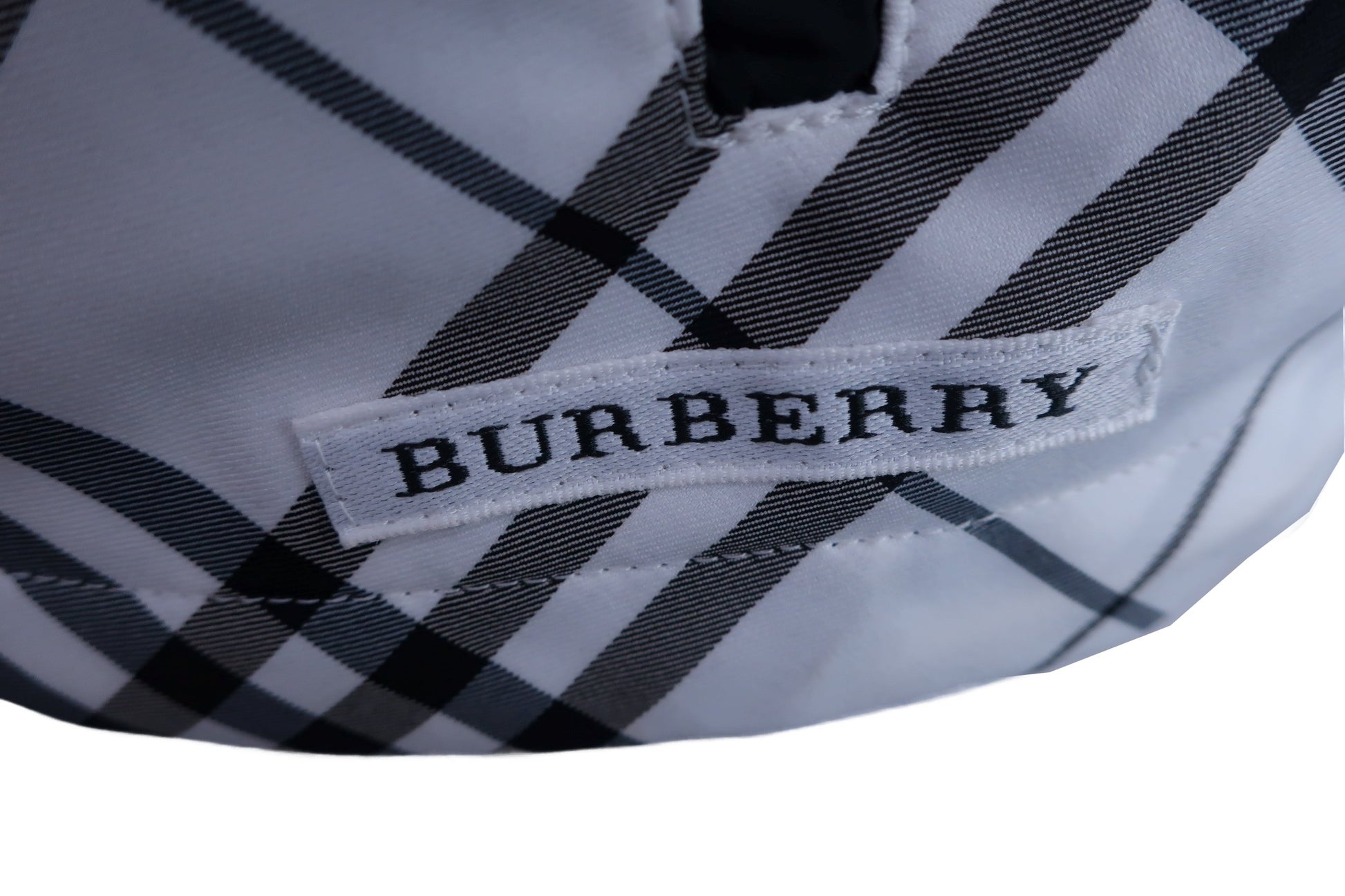 BURBERRY GOLF(バーバリーゴルフ) ナイロンベスト 白黒チェック レディース M B-2