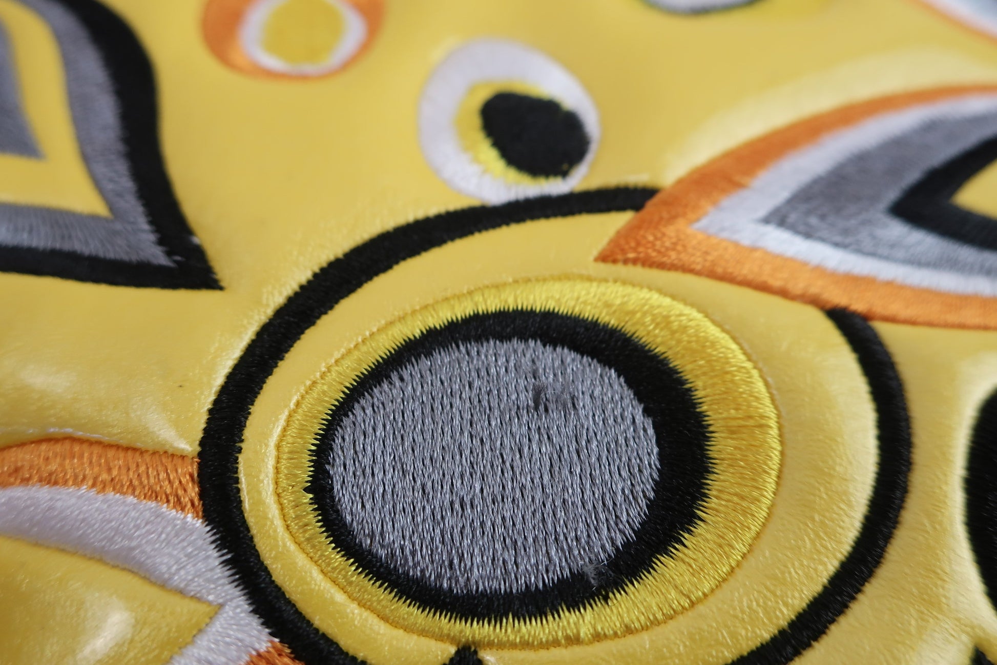 LOUDMOUTH(ラウドマウス) アイアンカバー 黄色総柄 A-3