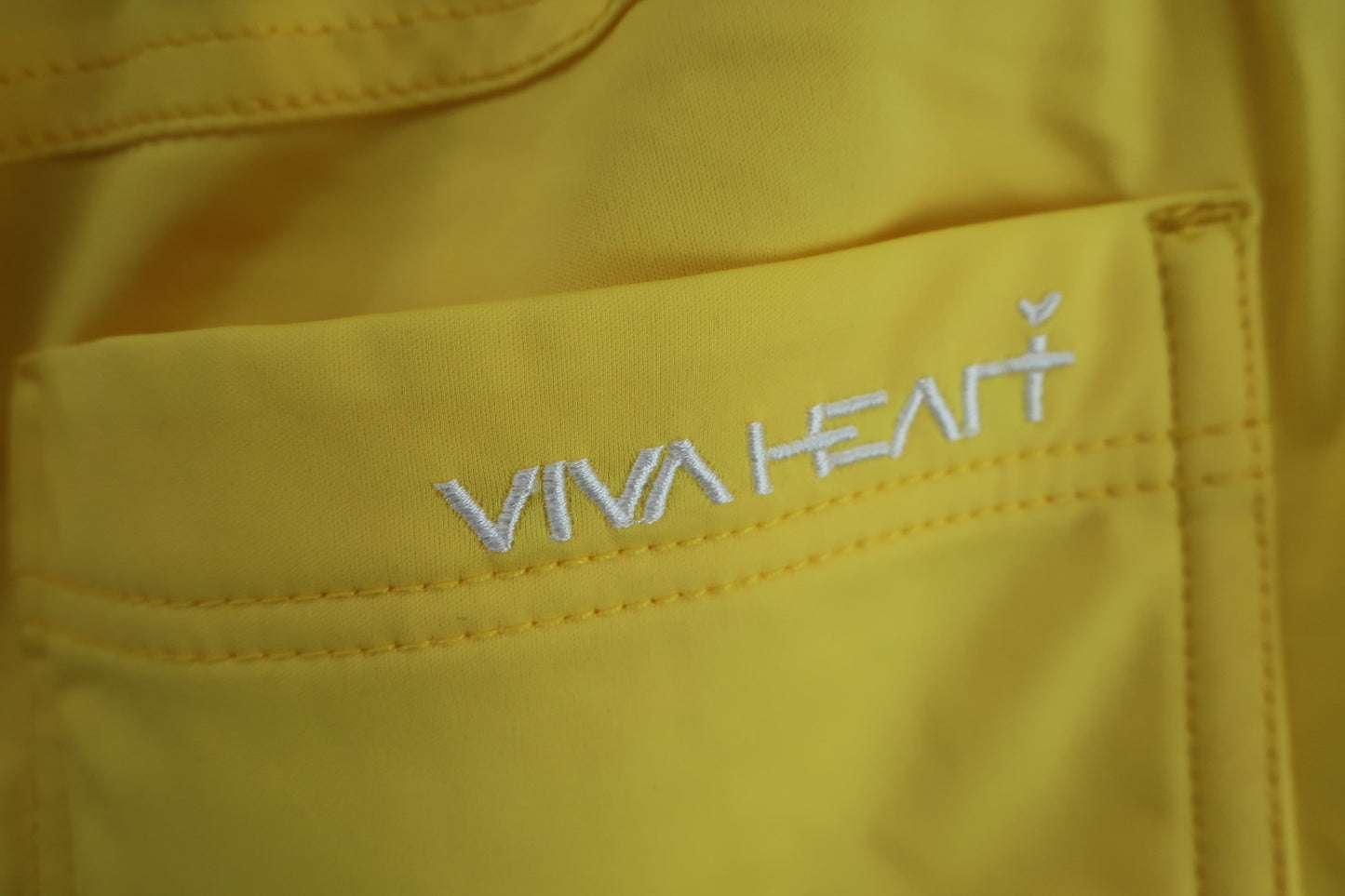 VIVA HEART(ビバハート) ナイロンパンツ 黄色 レディース 42 A-4