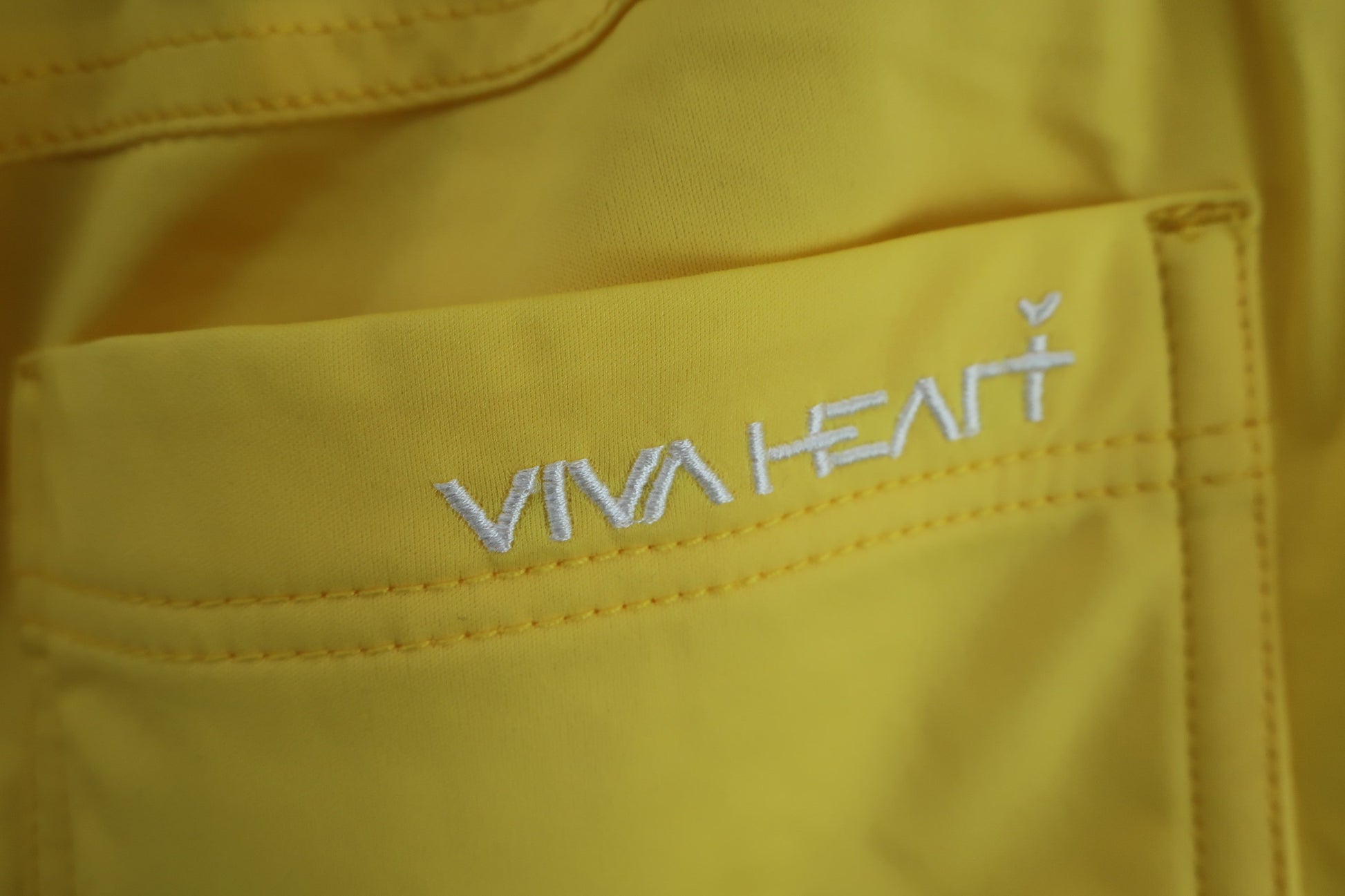 VIVA HEART(ビバハート) ナイロンパンツ 黄色 レディース 42 A-4