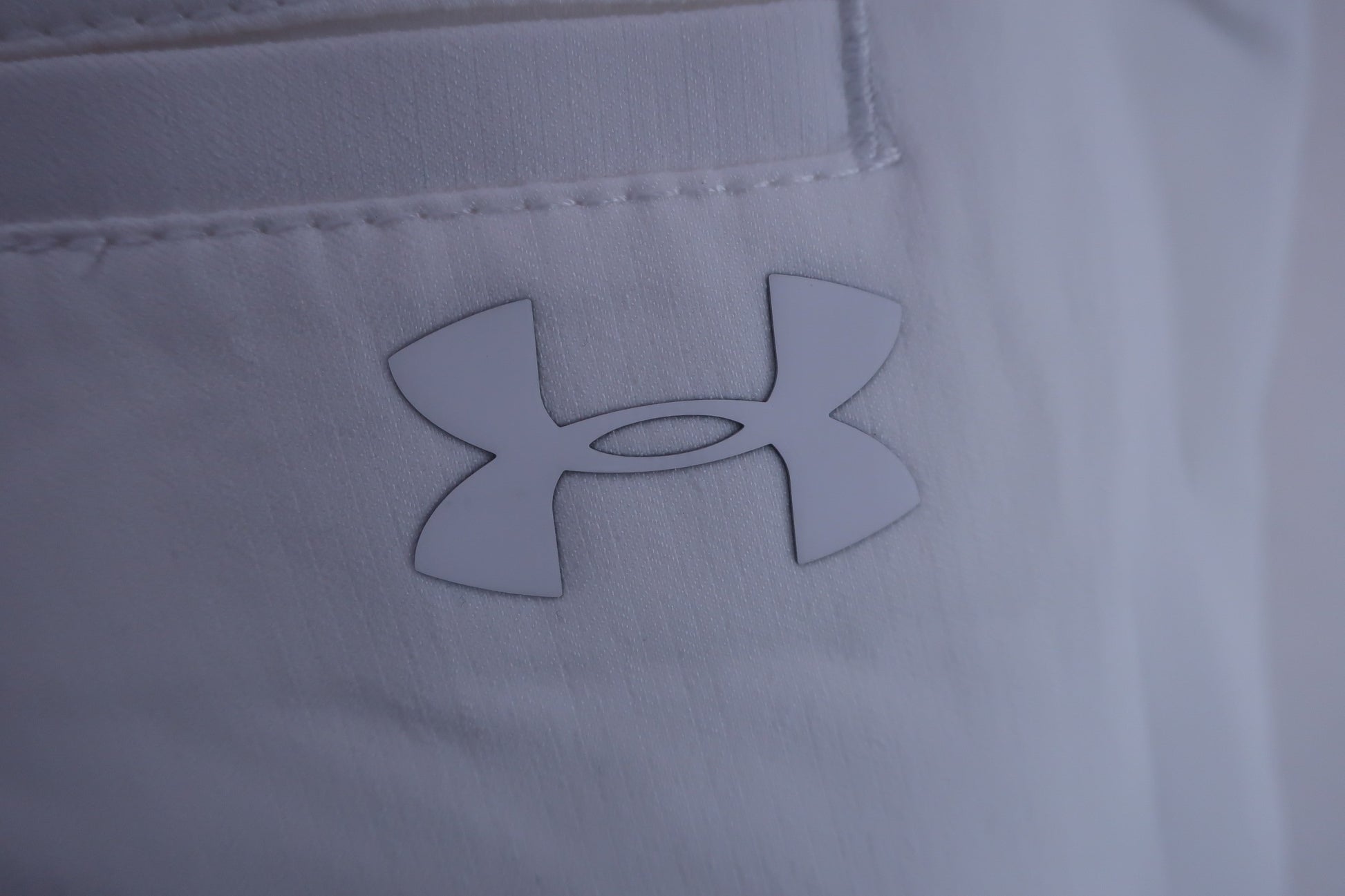UNDER ARMOUR(アンダーアーマー) パンツ 白 メンズ 38/34 N-4