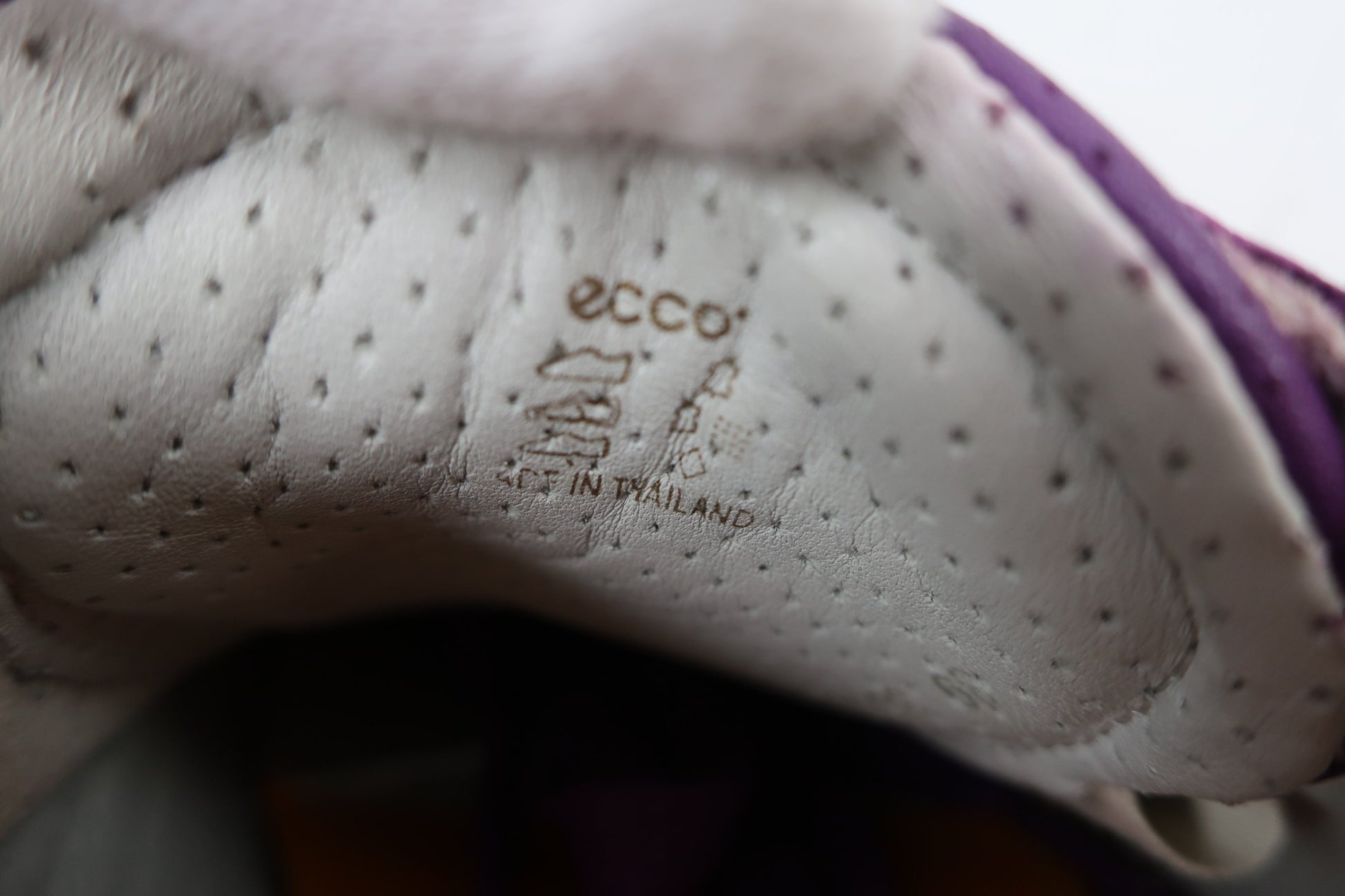 ecco(エコー) スパイクレスゴルフシューズ 紫 レディース 39(24.5cm) A-8