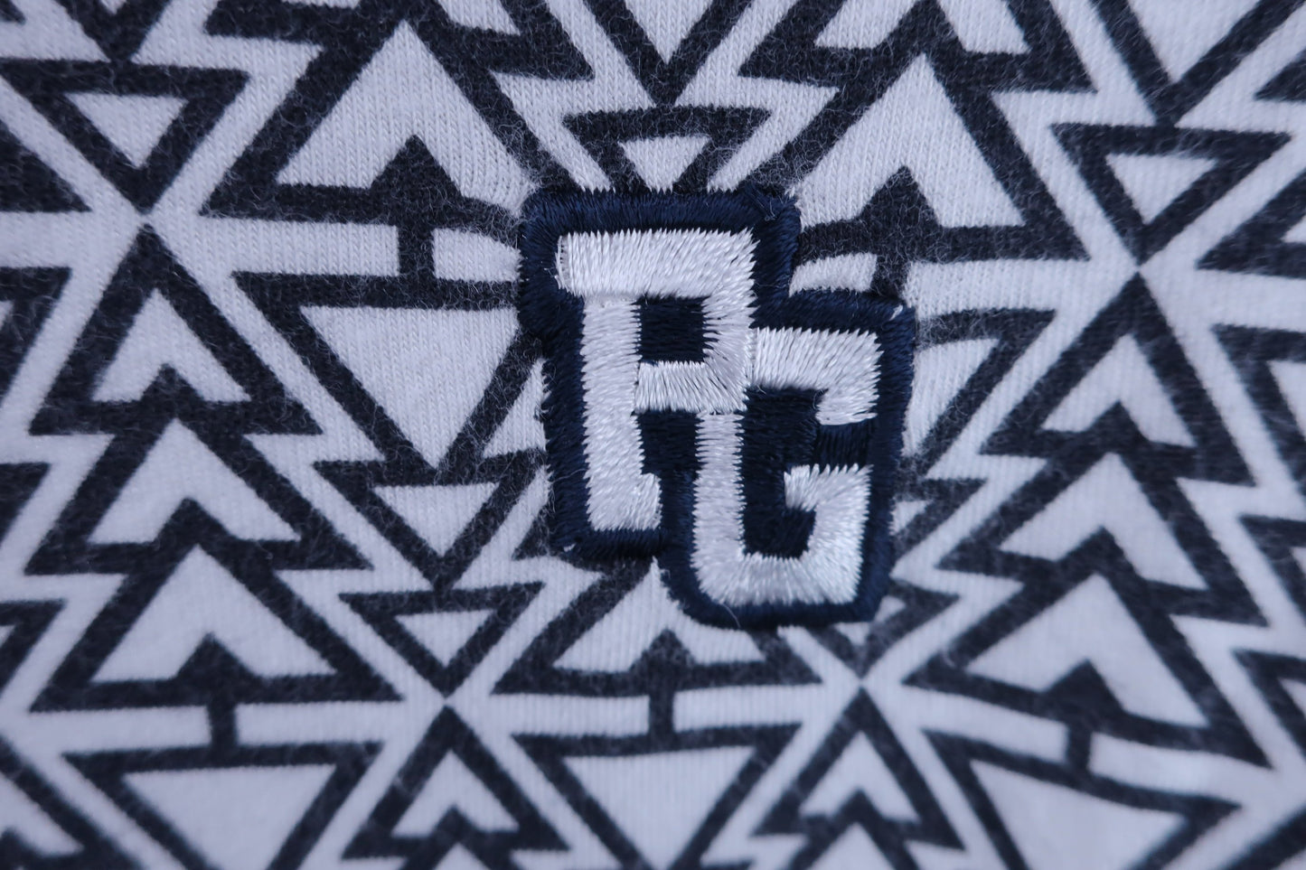 PEARLY GATES(パーリーゲイツ) 長袖モックネックシャツ 白黒総柄 メンズ 6 053-8266103 B-2