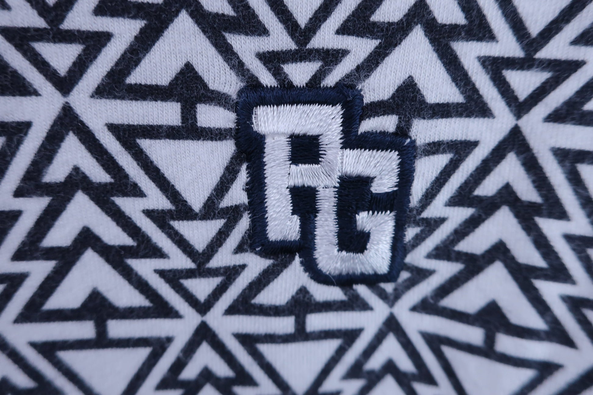 PEARLY GATES(パーリーゲイツ) 長袖モックネックシャツ 白黒総柄 メンズ 6 053-8266103 B-2