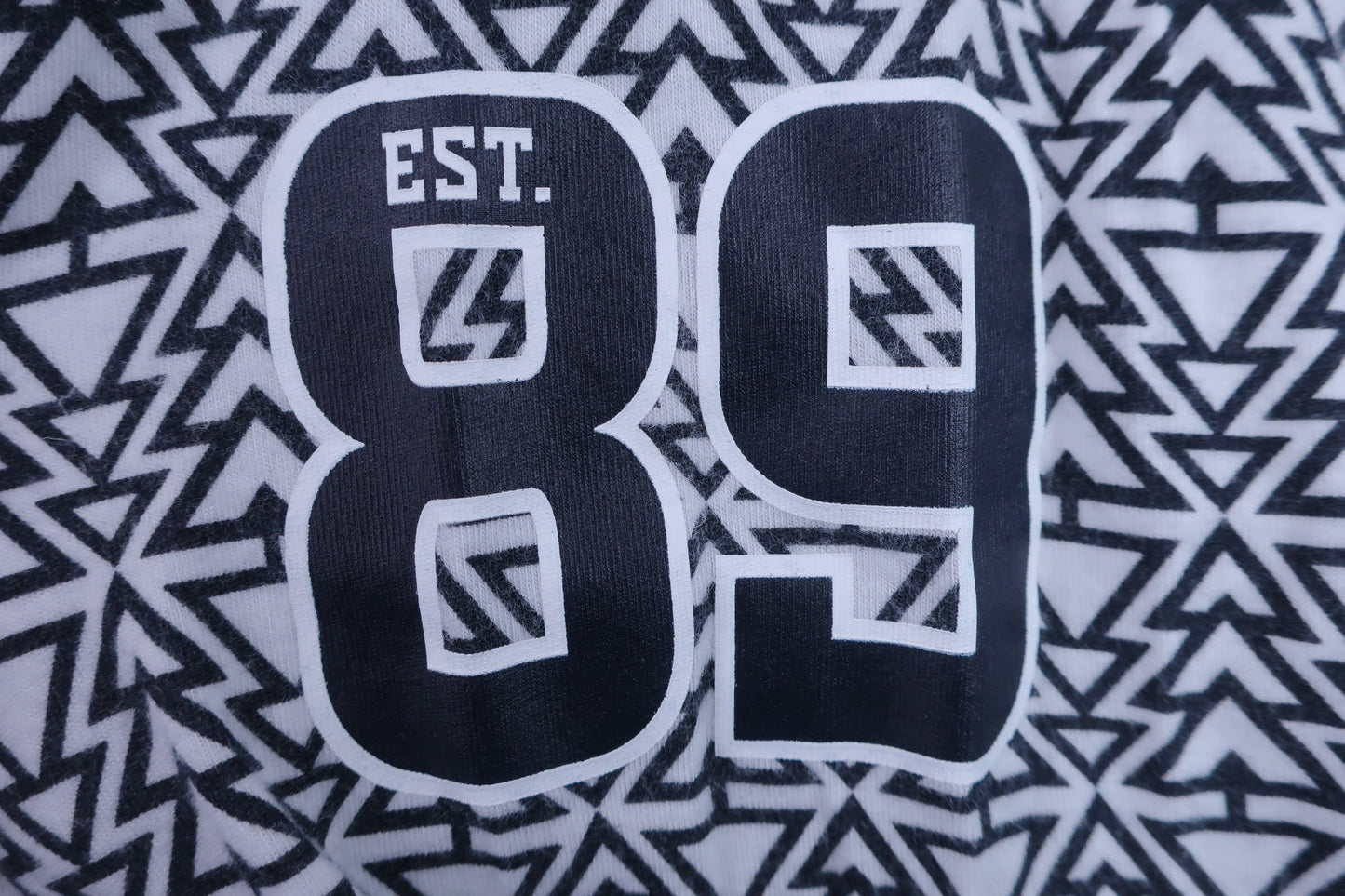 PEARLY GATES(パーリーゲイツ) 長袖モックネックシャツ 白黒総柄 メンズ 6 053-8266103 B-3