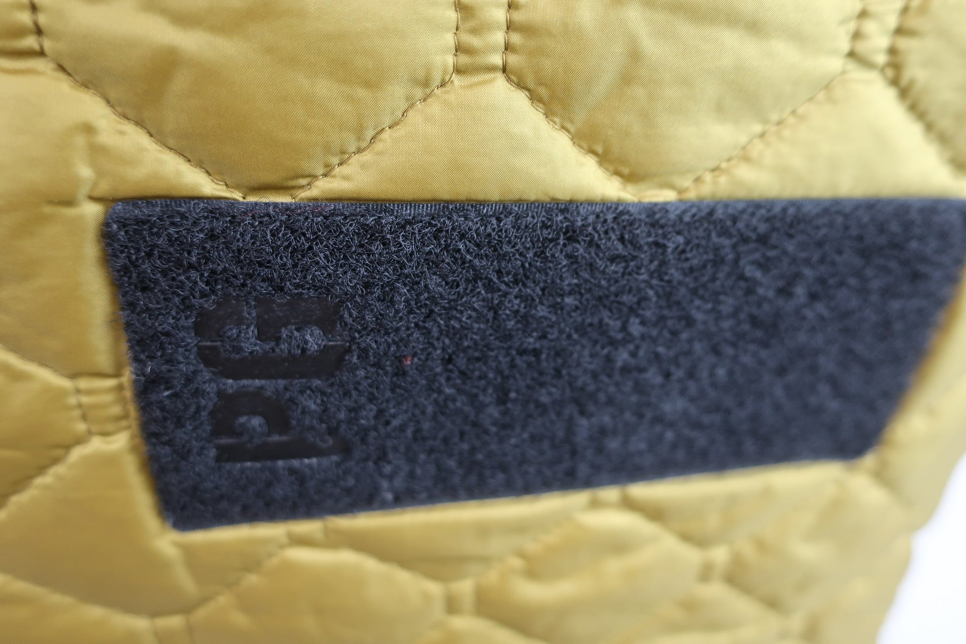 PEARLY GATES(パーリーゲイツ) ダウンベスト 黄土色 メンズ 5 053-258933 A-6