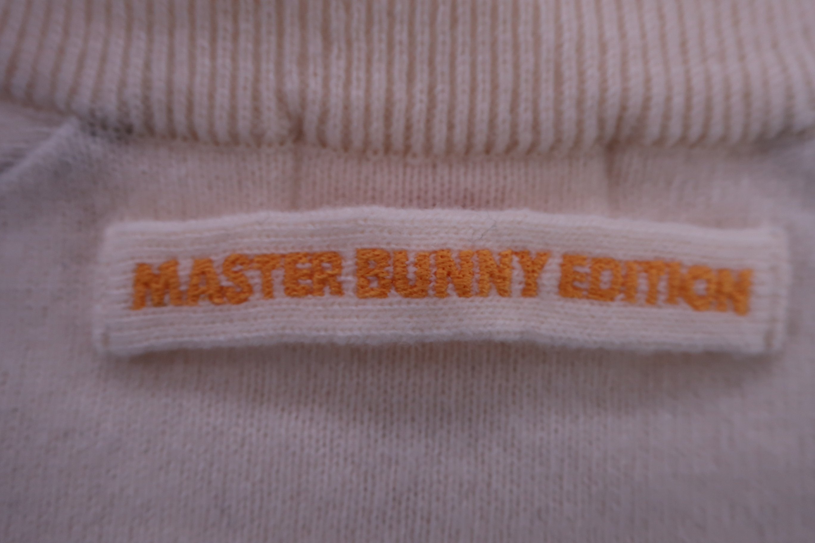 MASTER BUNNY EDITION(マスターバニーエディション) セーター 白グレー