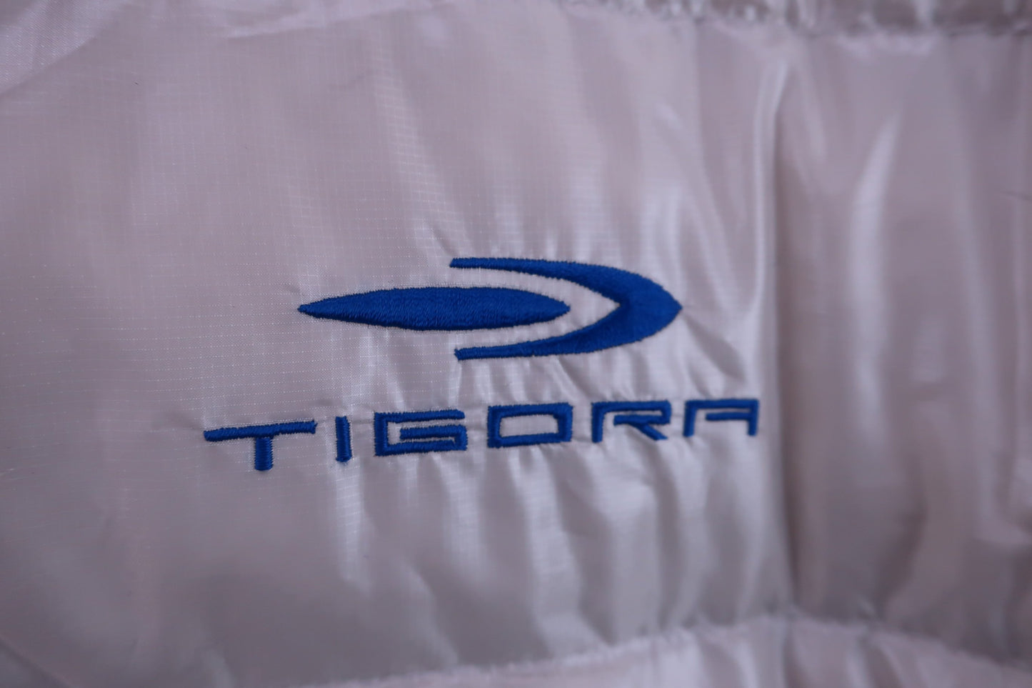 TIGORA(ティゴラ) 半袖ダウンジャケット クリーム色 メンズ L B-2