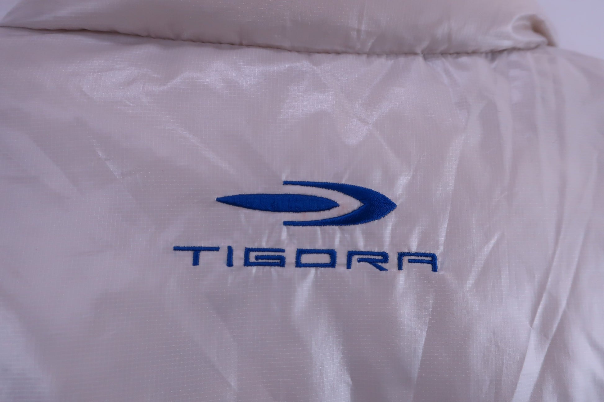 TIGORA(ティゴラ) 半袖ダウンジャケット クリーム色 メンズ L B-6