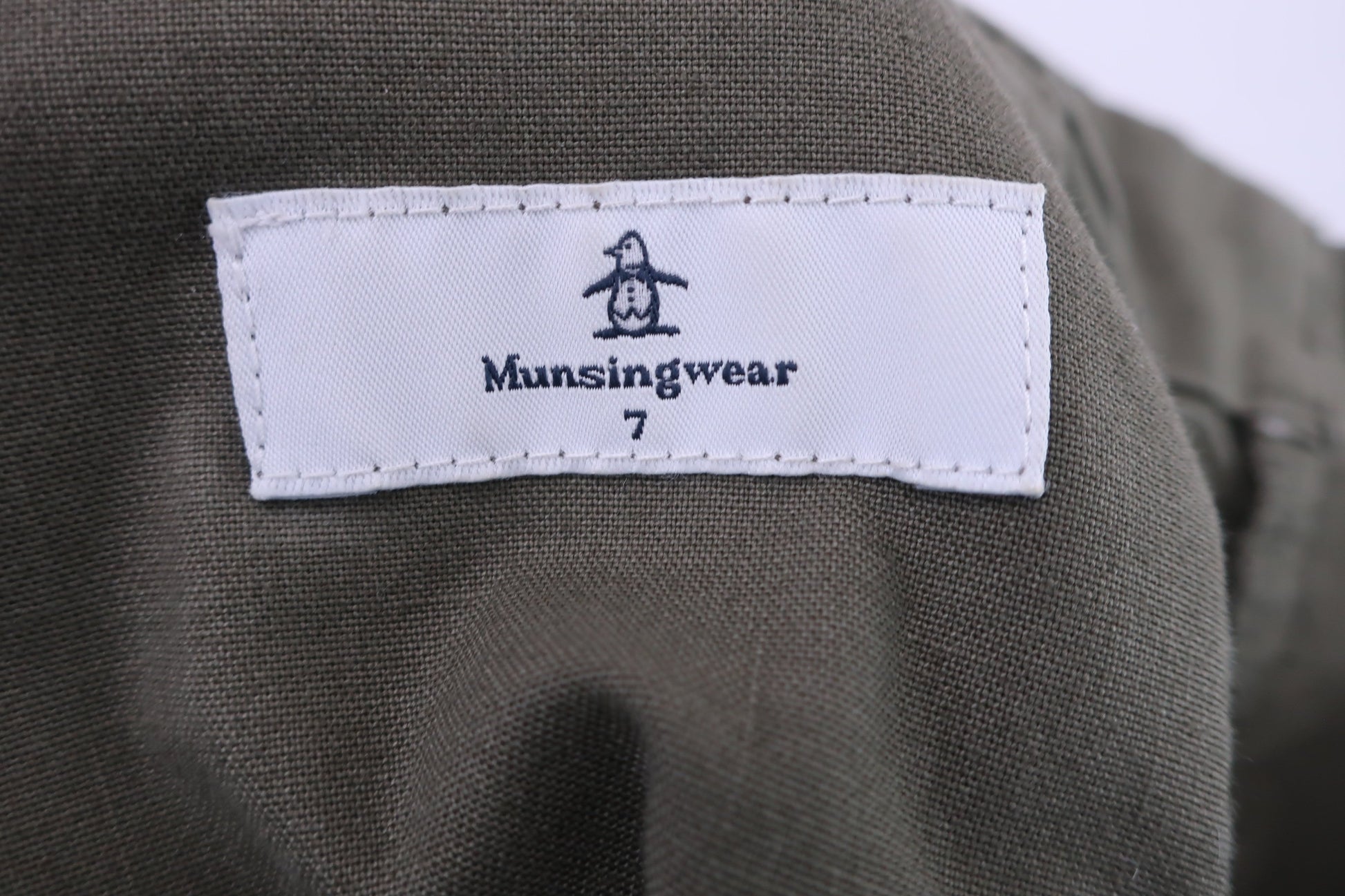 Munsingwear(マンシングウェア) パンツ カーキ レディース 7 B-4