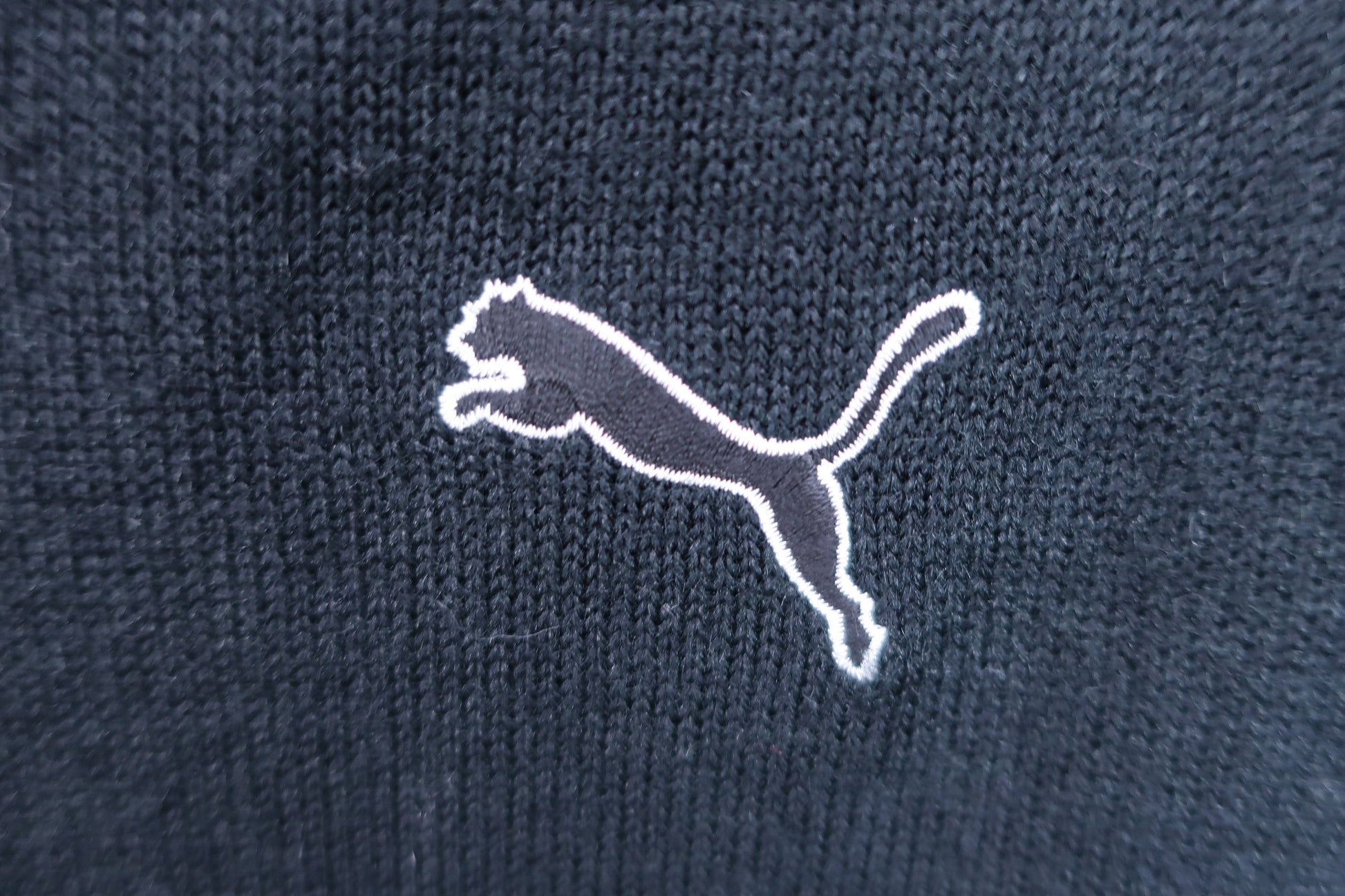 PUMA GOLF(プーマゴルフ) Vネックセーター 黒 メンズ O A-2