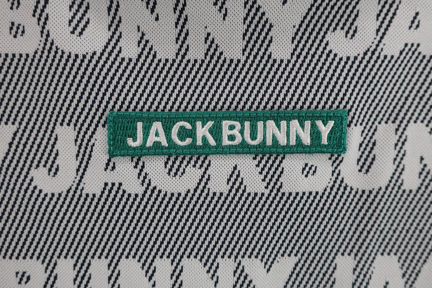 Jack Bunny(ジャックバニー) 半袖ハーフジップシャツ 白黒ロゴ柄 レディース 2 263-1167438 A-5