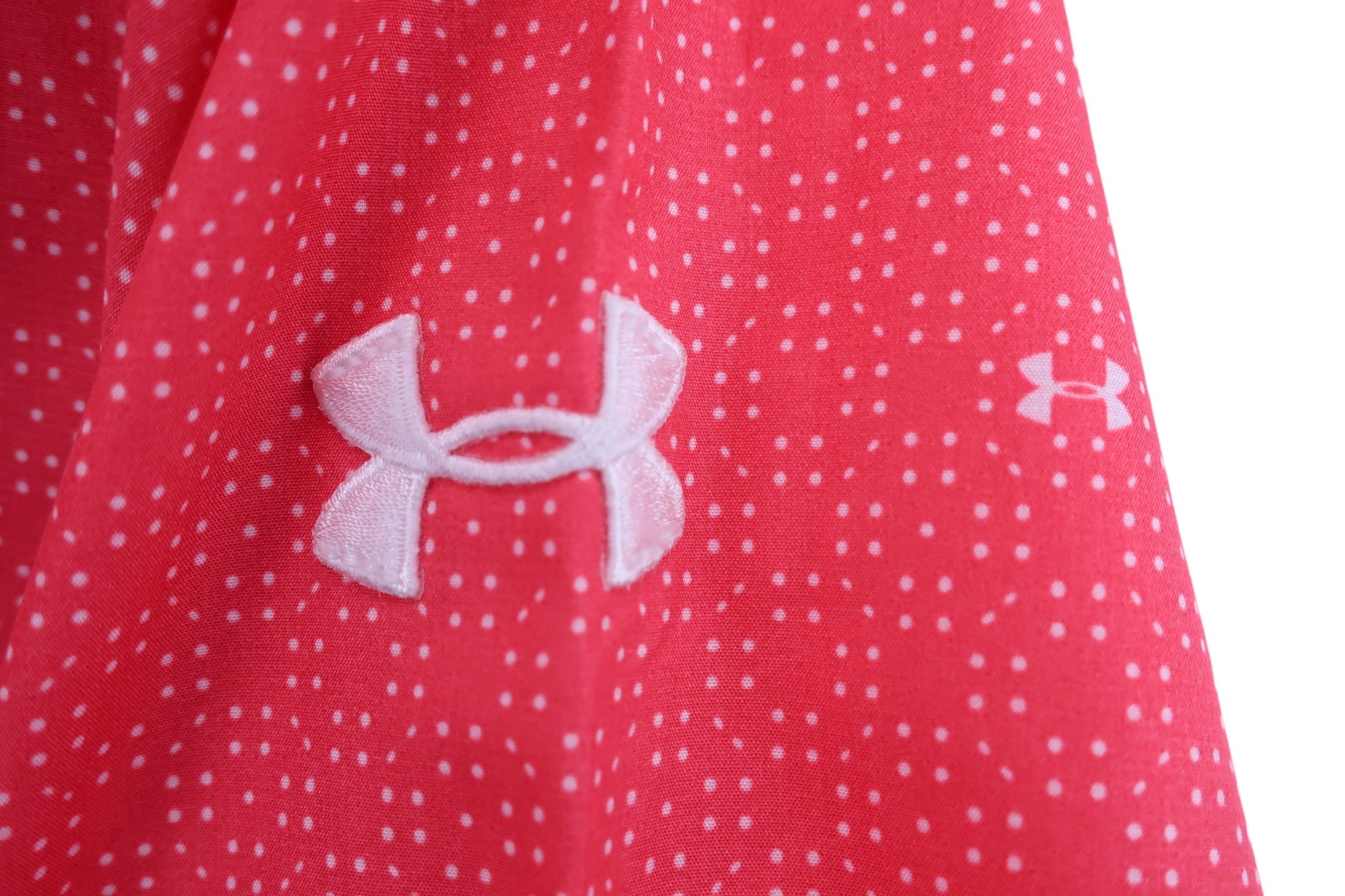 UNDER ARMOUR(アンダーアーマー) ウィンドブレーカー 赤白ドット柄 レディース LG A-3