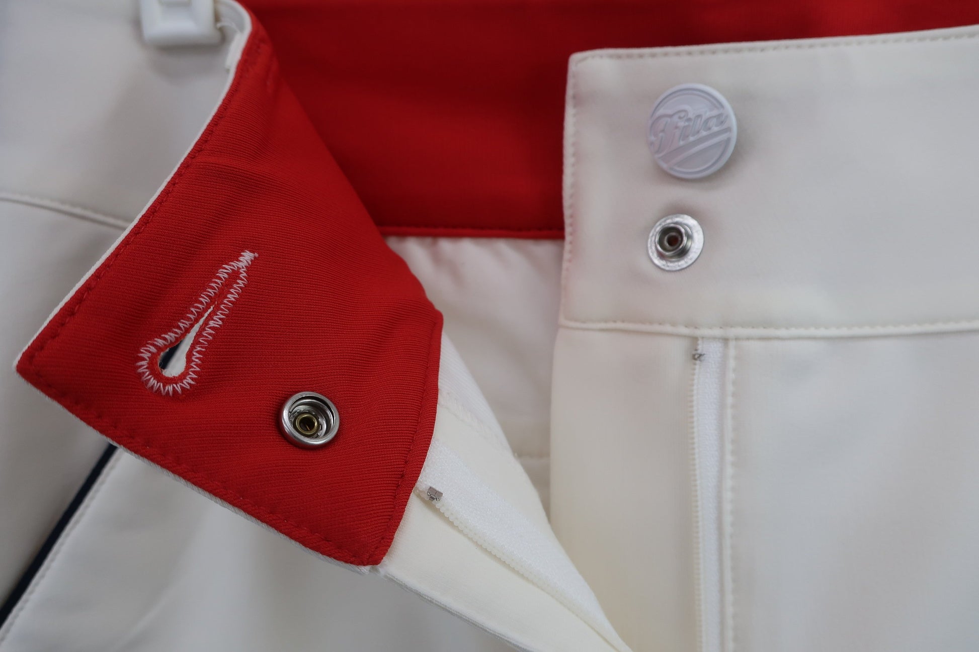 FILA GOLF(フィラゴルフ) ショートパンツ 白 レディース L A-9