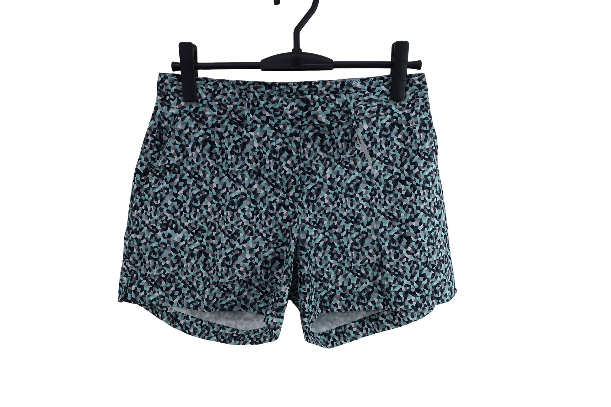 J.LINDEBERG(ジェイ リンドバーグ) ショートパンツ 黒白グレー緑総柄 レディース 27 072-05442 A-1