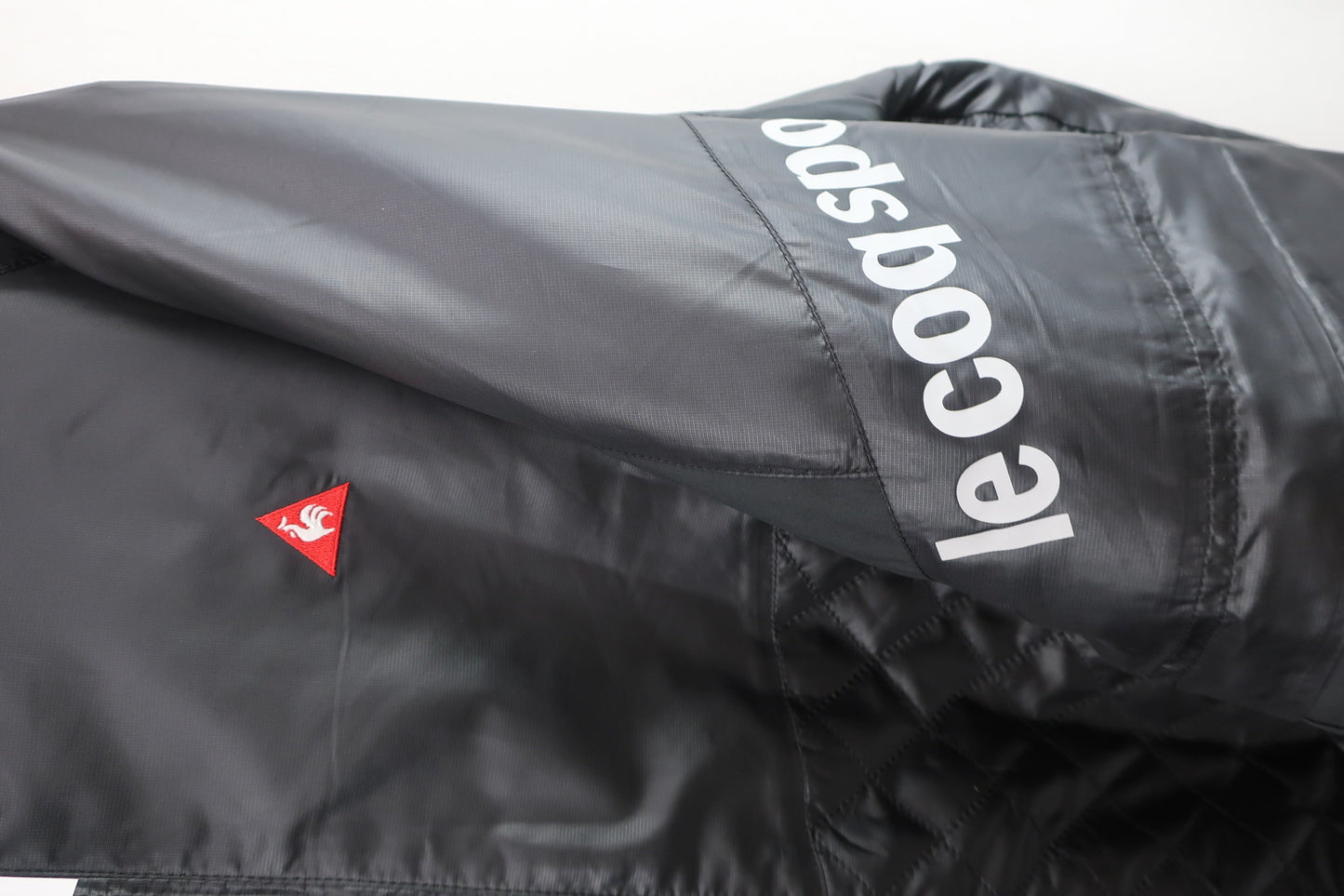 le coq sportif(ルコックスポルティフ) フルジップウィンドブレーカー 黒 メンズ LL A-2