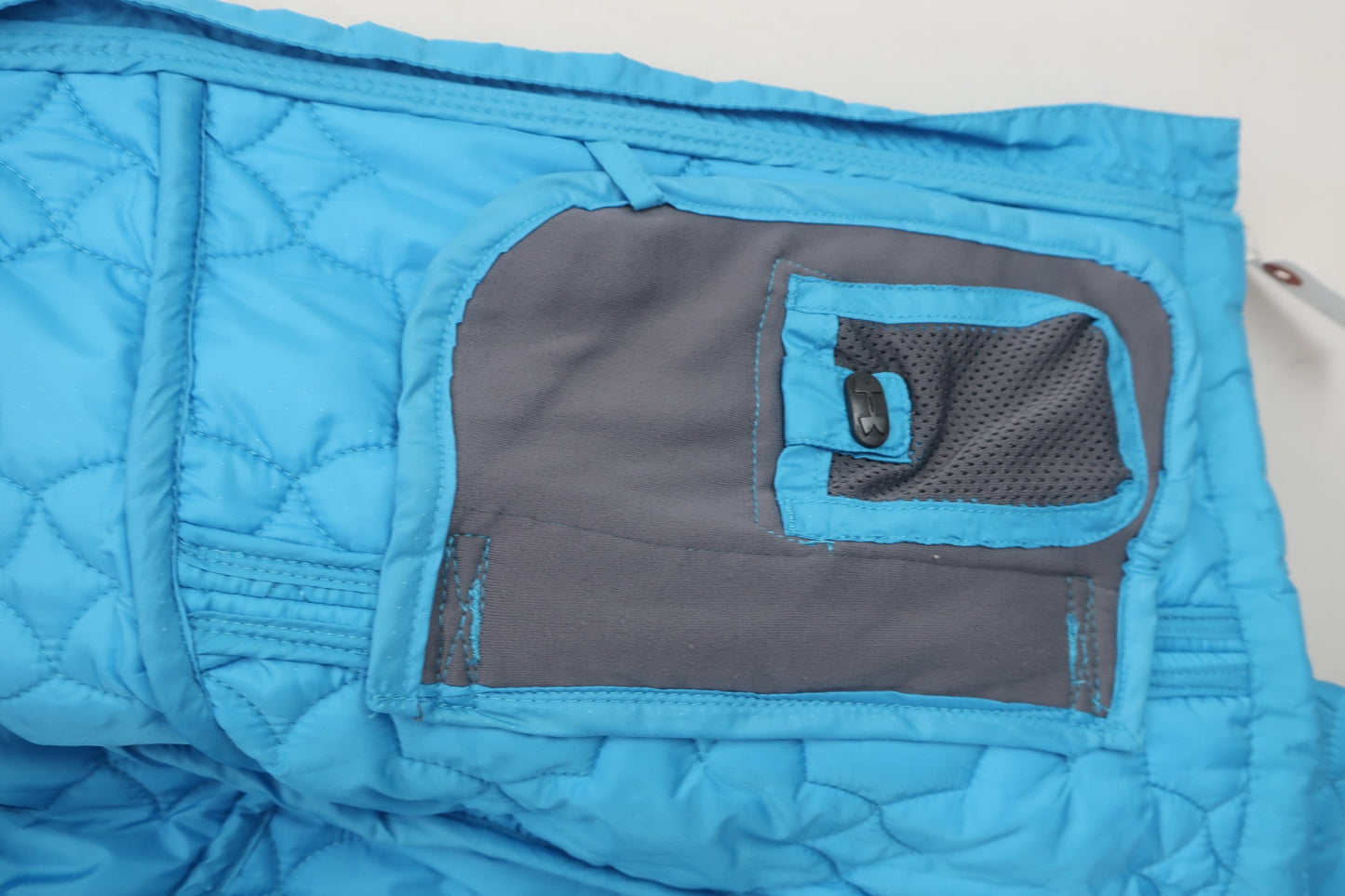 UNDER ARMOUR(アンダーアーマー) ダウンジャケット 水色 レディース S B-8