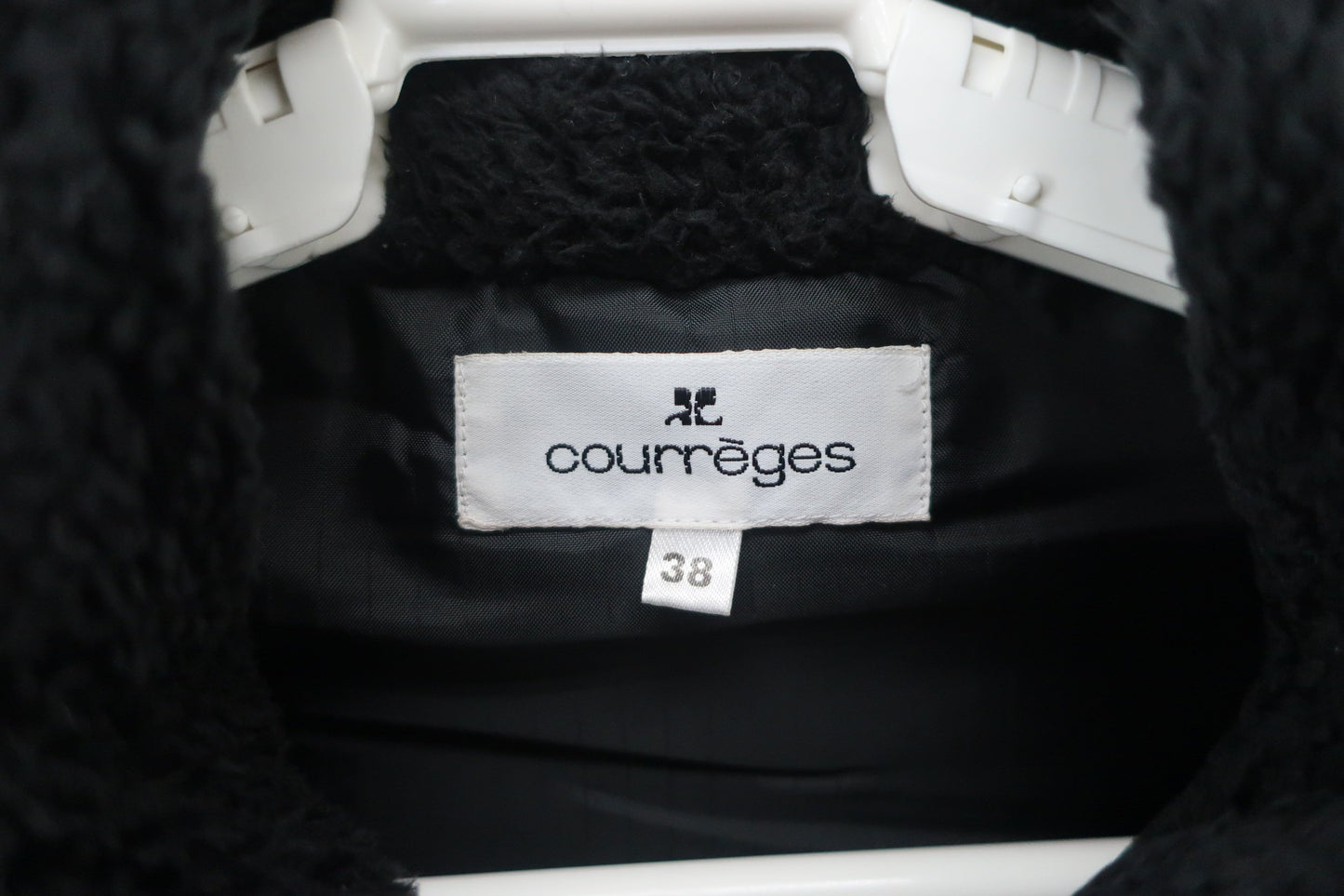 courreges(クレージュ) ボアベスト 黒 レディース 38 B-2