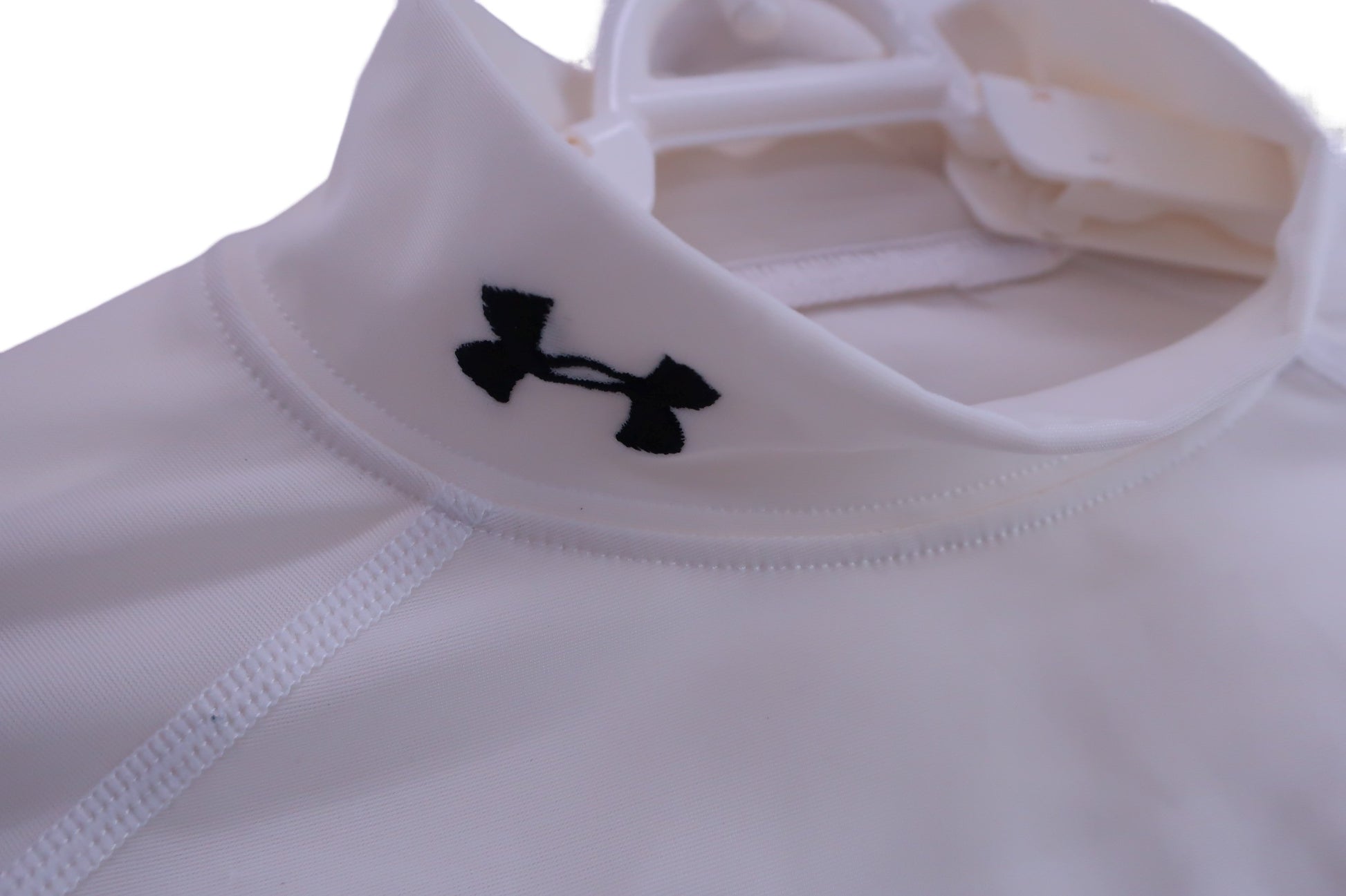 UNDER ARMOUR(アンダーアーマー) 長袖モックネックシャツ 白 レディース M B-2