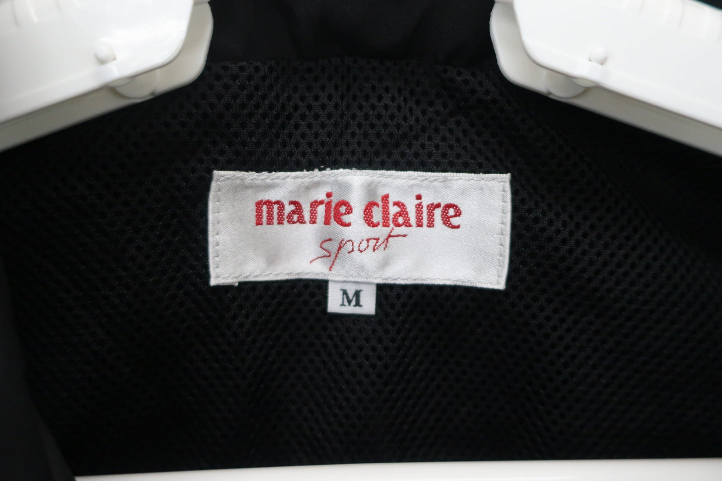 marie claire sport(マリ・クレール・スポーツ) フルジップベスト 黒 レディース M B-2