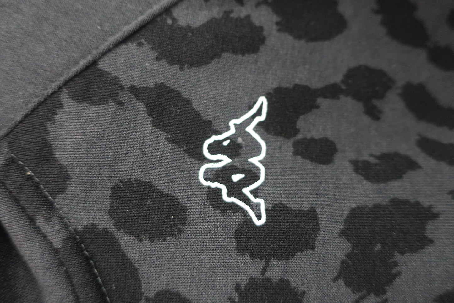 Kappa(カッパ) 長袖フルジップパーカー グレーヒョウ柄 レディース M B-2