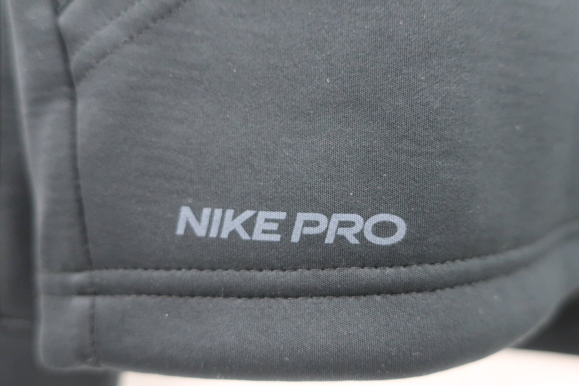 NIKE PRO 裏起毛フルジップパーカー 黒 メンズ M A-4