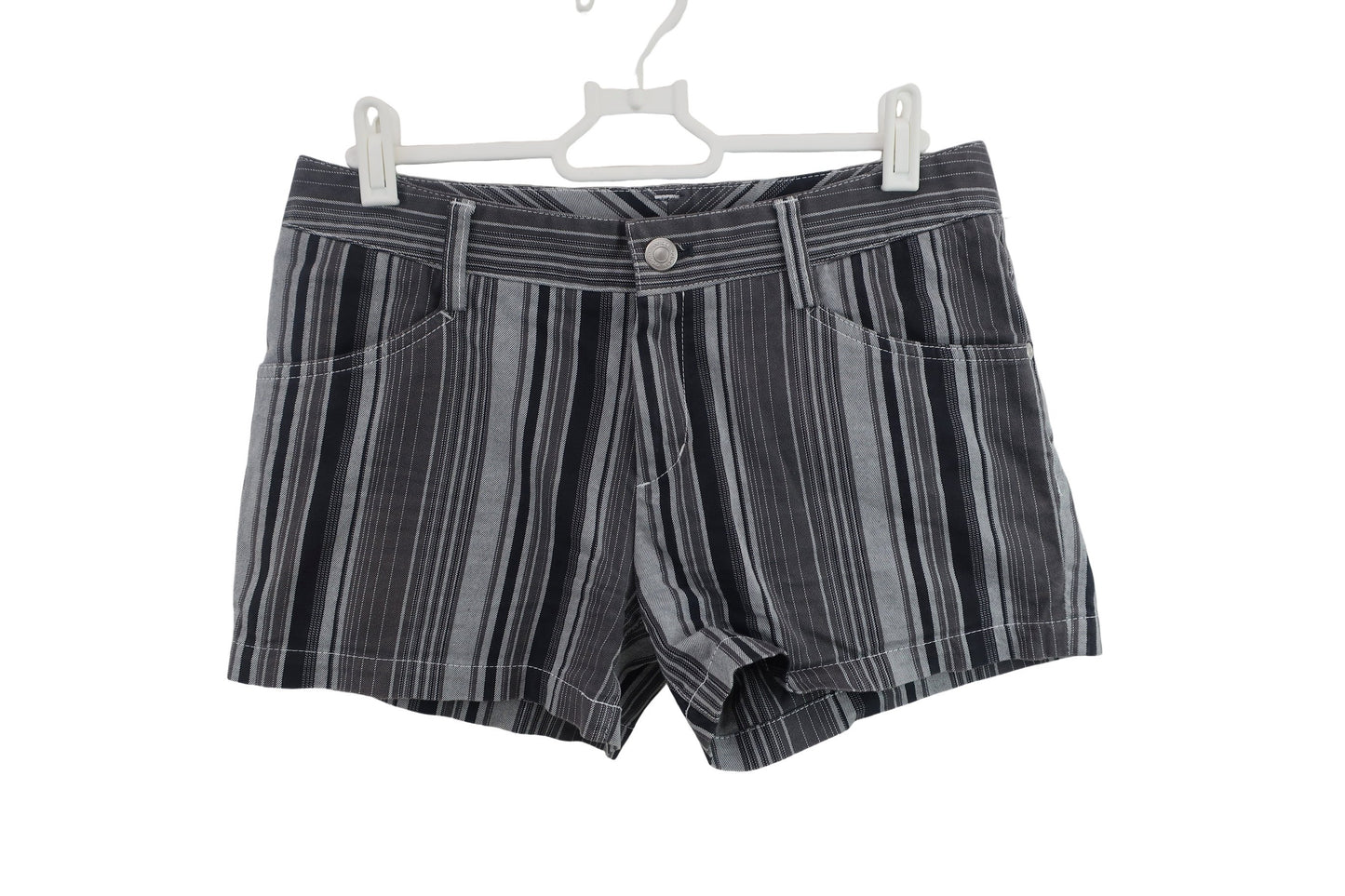 adidas(アディダス) ショートパンツ グレー黒ストライプ レディース M A-1