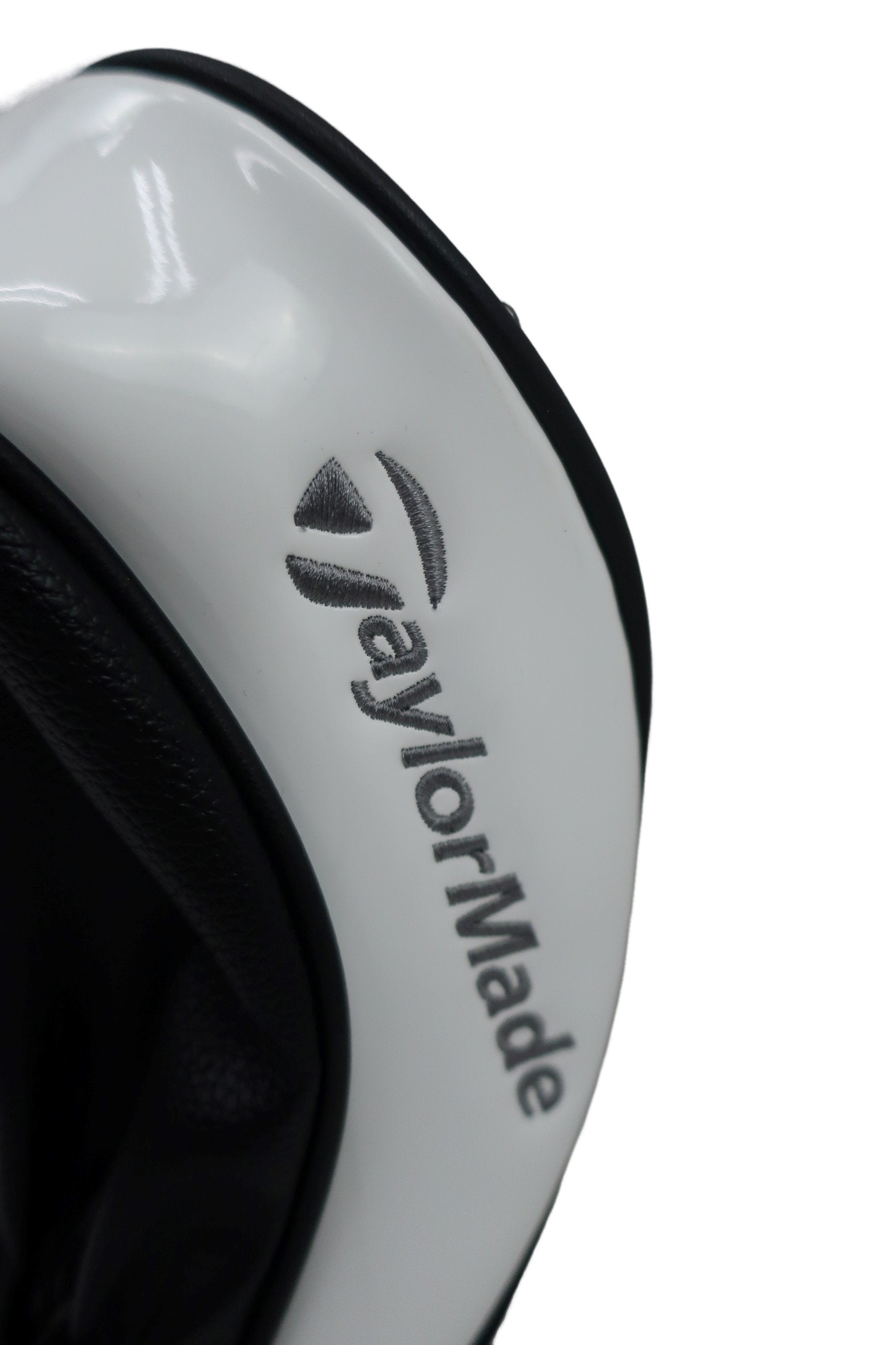 TaylorMade(テーラーメイド) ヘッドカバー 白黒 ドライバー用 A-4