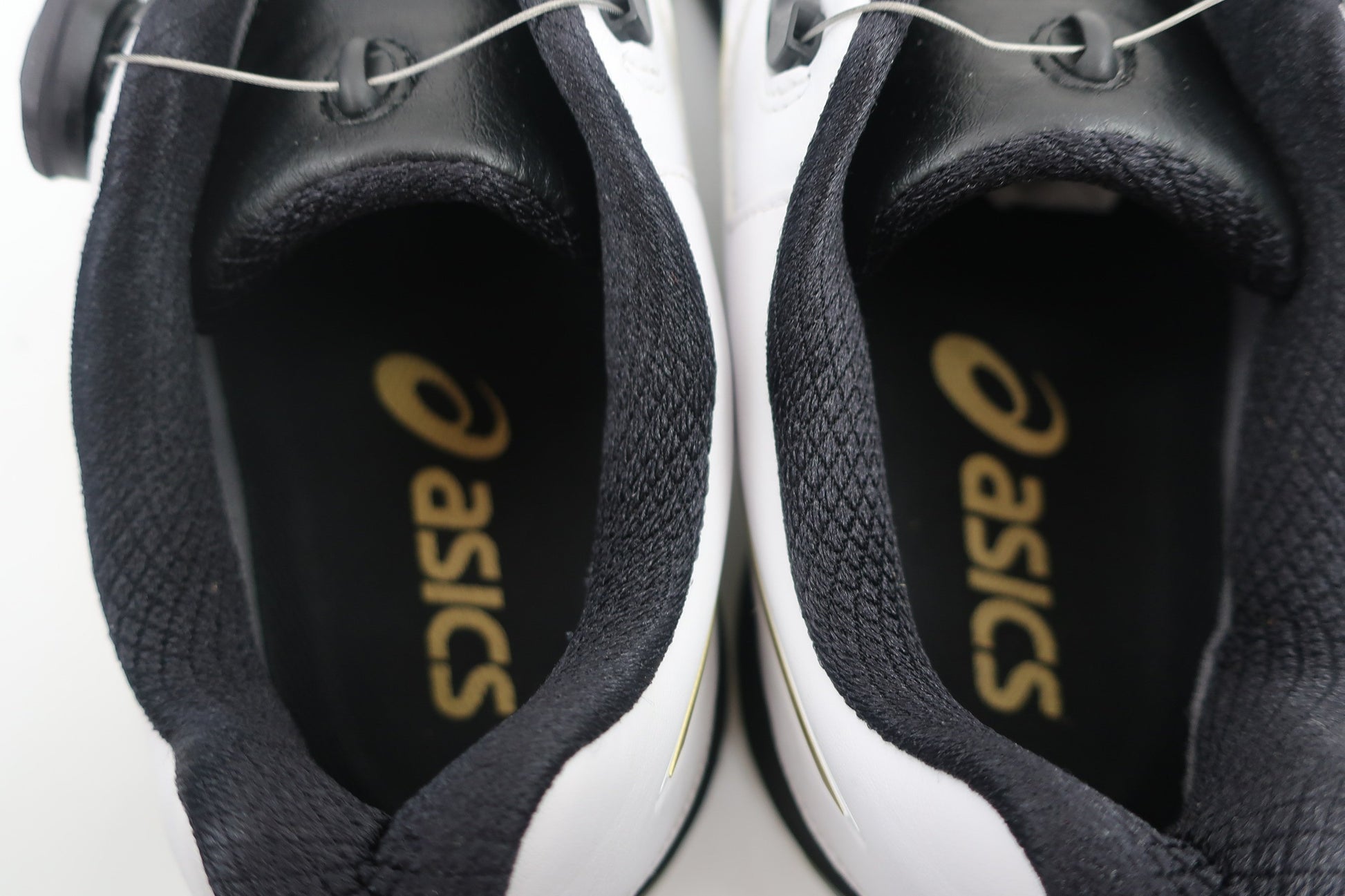 ASICS(アシックス) ダイヤル式ゴルフシューズ 白黒ゴールド メンズ 28.5cm 1113A002 A-8