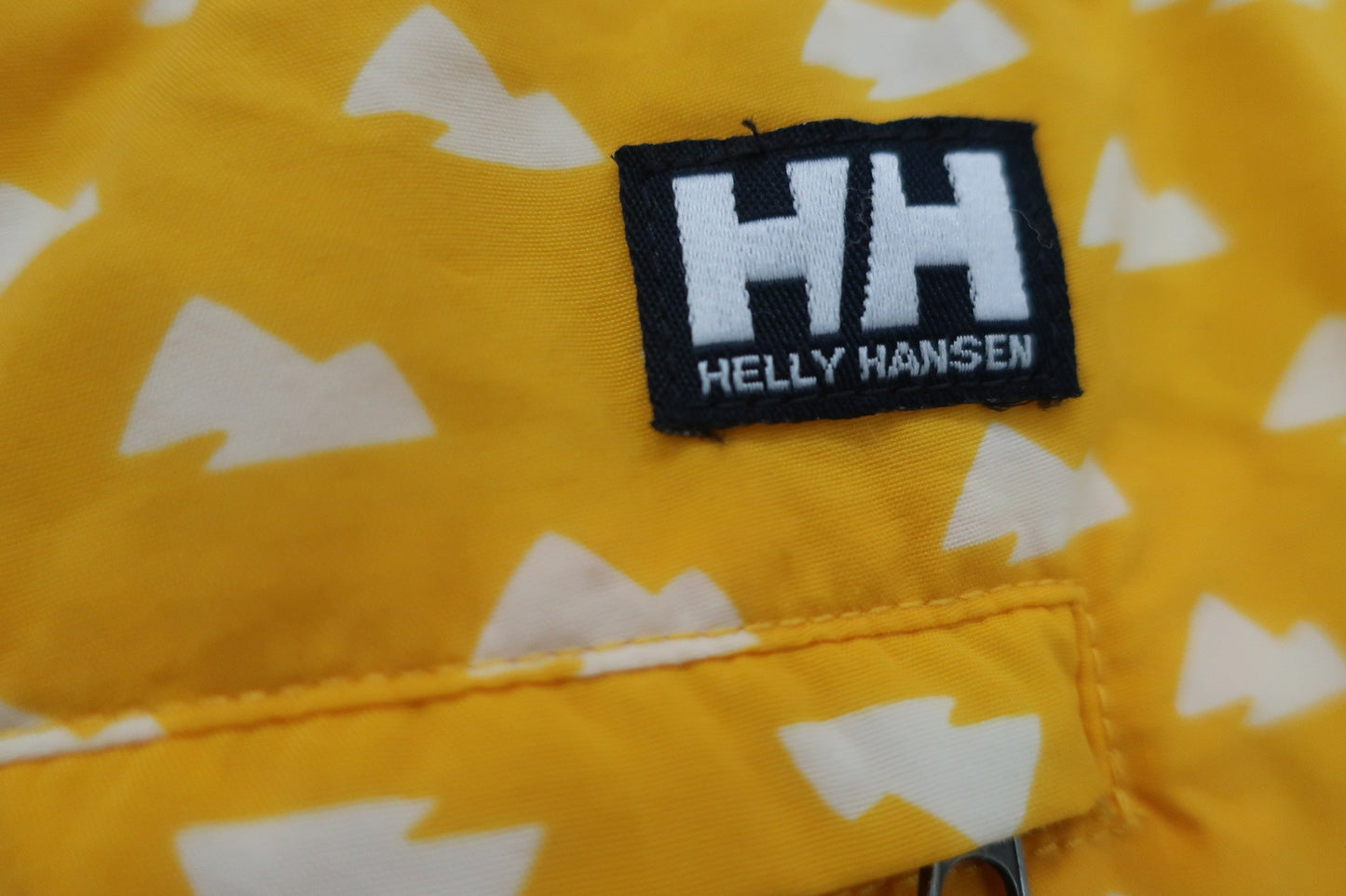 HELLY HANSEN(ヘリーハンセン) ハーフパンツ 黄色 メンズ XL A