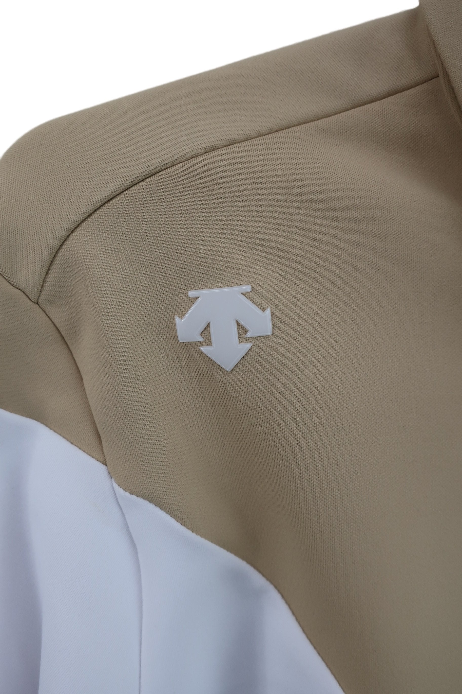 DESCENTE(デサント) 長袖ポロシャツ ベージュ レディース O A