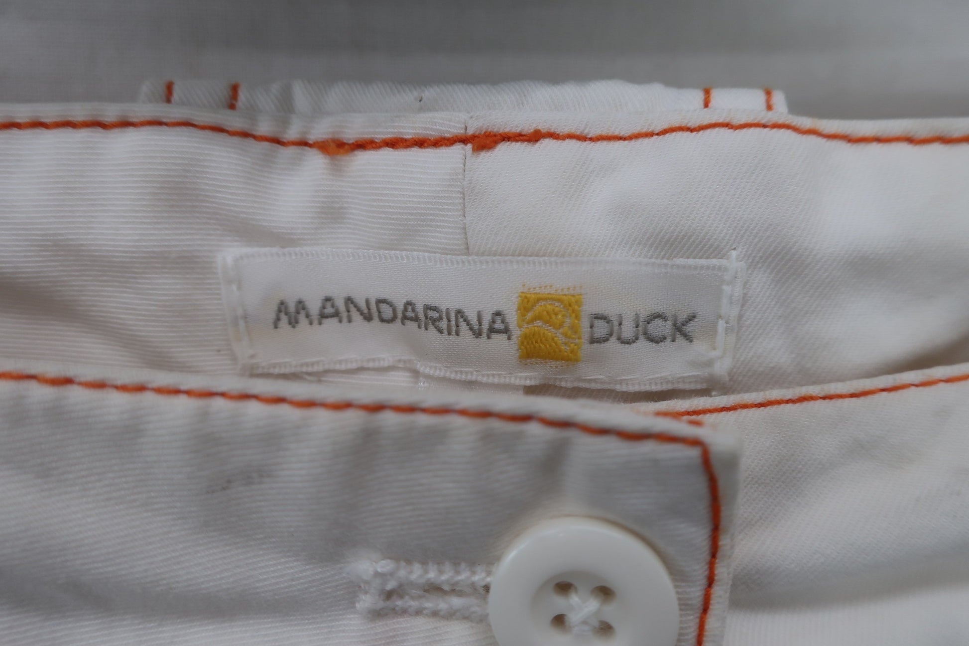 MANDARINA DUCK(マンダリナダック) パンツ 白オレンジ レディース L B