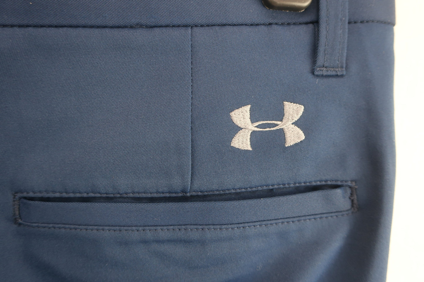 UNDER ARMOUR(アンダーアーマー) パンツ ネイビー メンズ 76 B