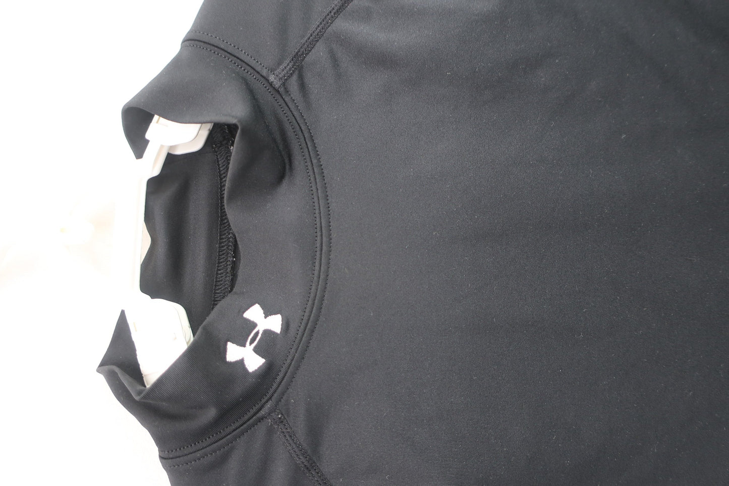 UNDER ARMOUR(アンダーアーマー) ハイネックシャツ 黒 レディース MD A